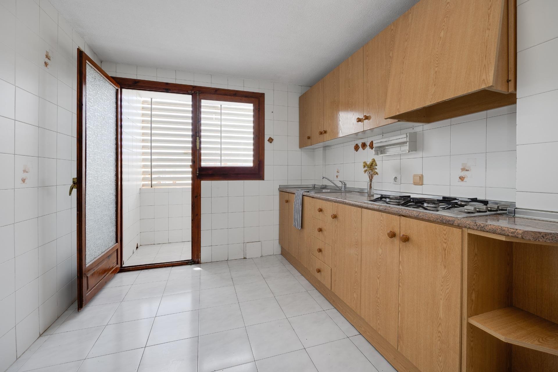 Revente - Appartement -
Torrevieja - Estacion De Autobuses