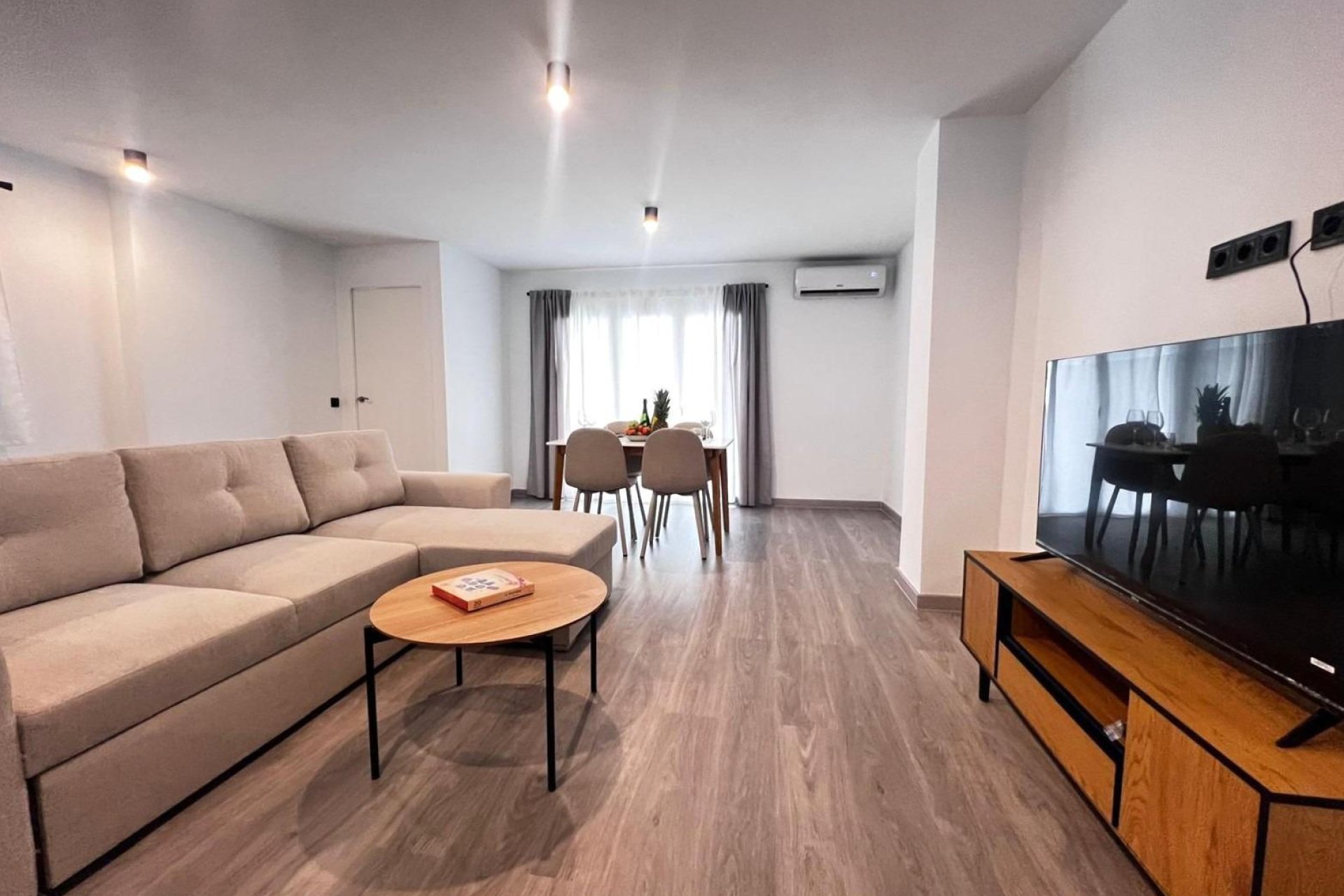 Revente - Appartement -
Torrevieja - Estacion De Autobuses