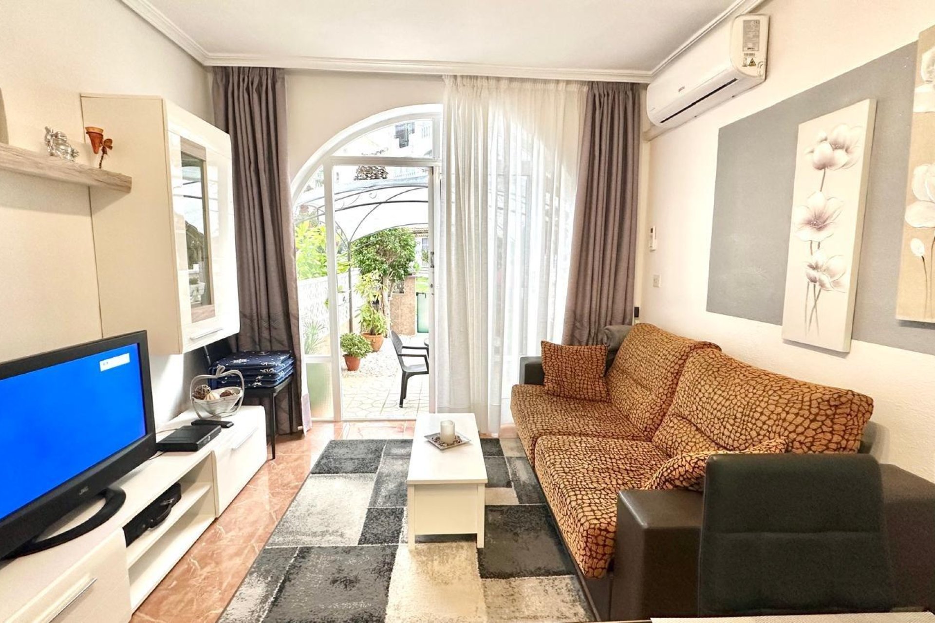 Revente - Appartement -
Torrevieja - Estacion De Autobuses