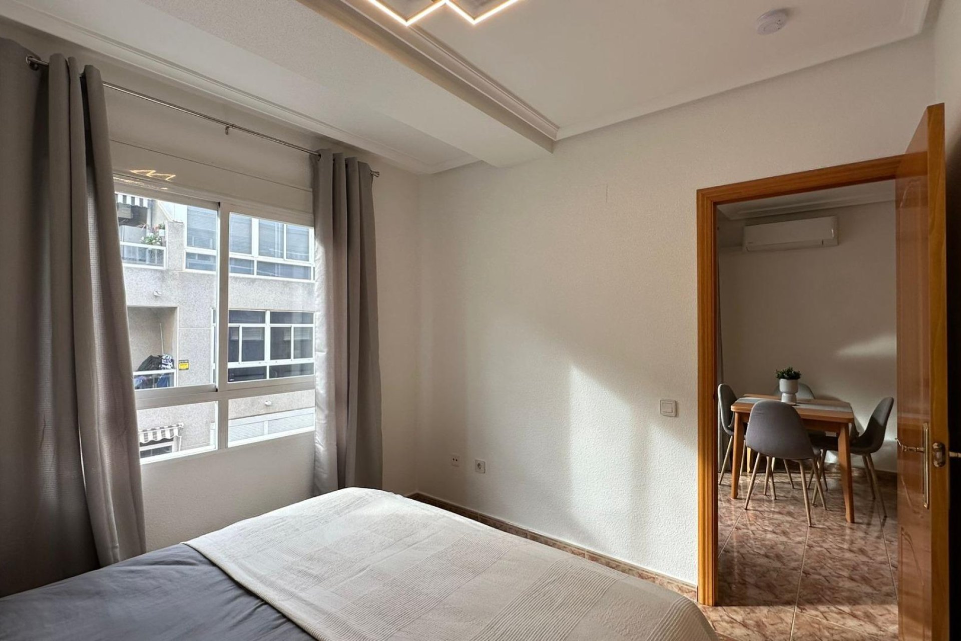 Revente - Appartement -
Torrevieja - Estacion De Autobuses