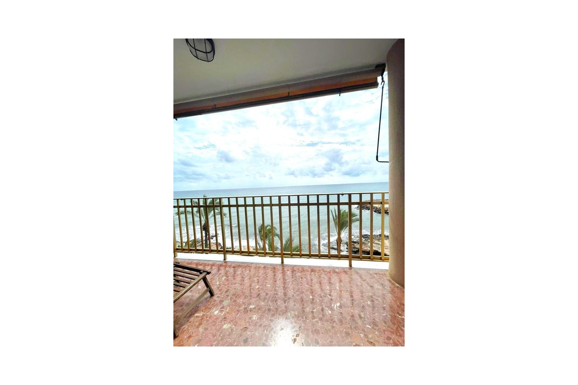 Revente - Appartement -
Torrevieja - Estacion De Autobuses