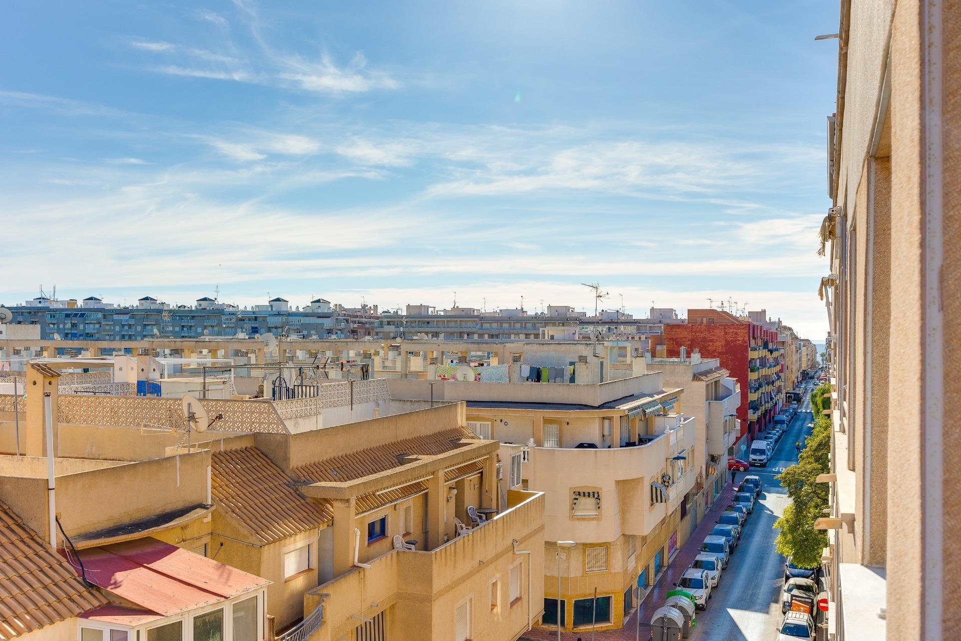 Revente - Appartement -
Torrevieja - Estacion De Autobuses