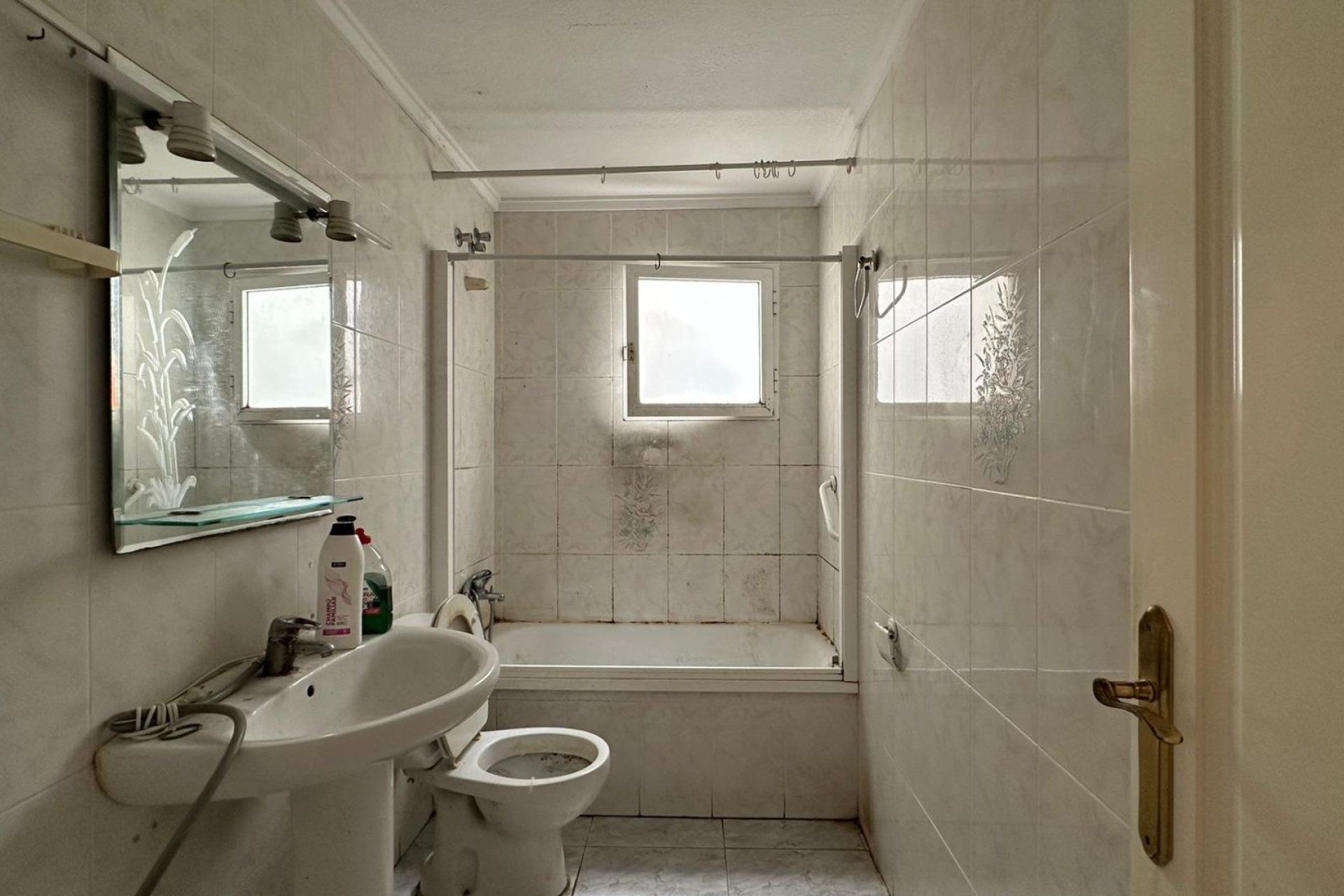 Revente - Appartement -
Torrevieja - Estacion De Autobuses