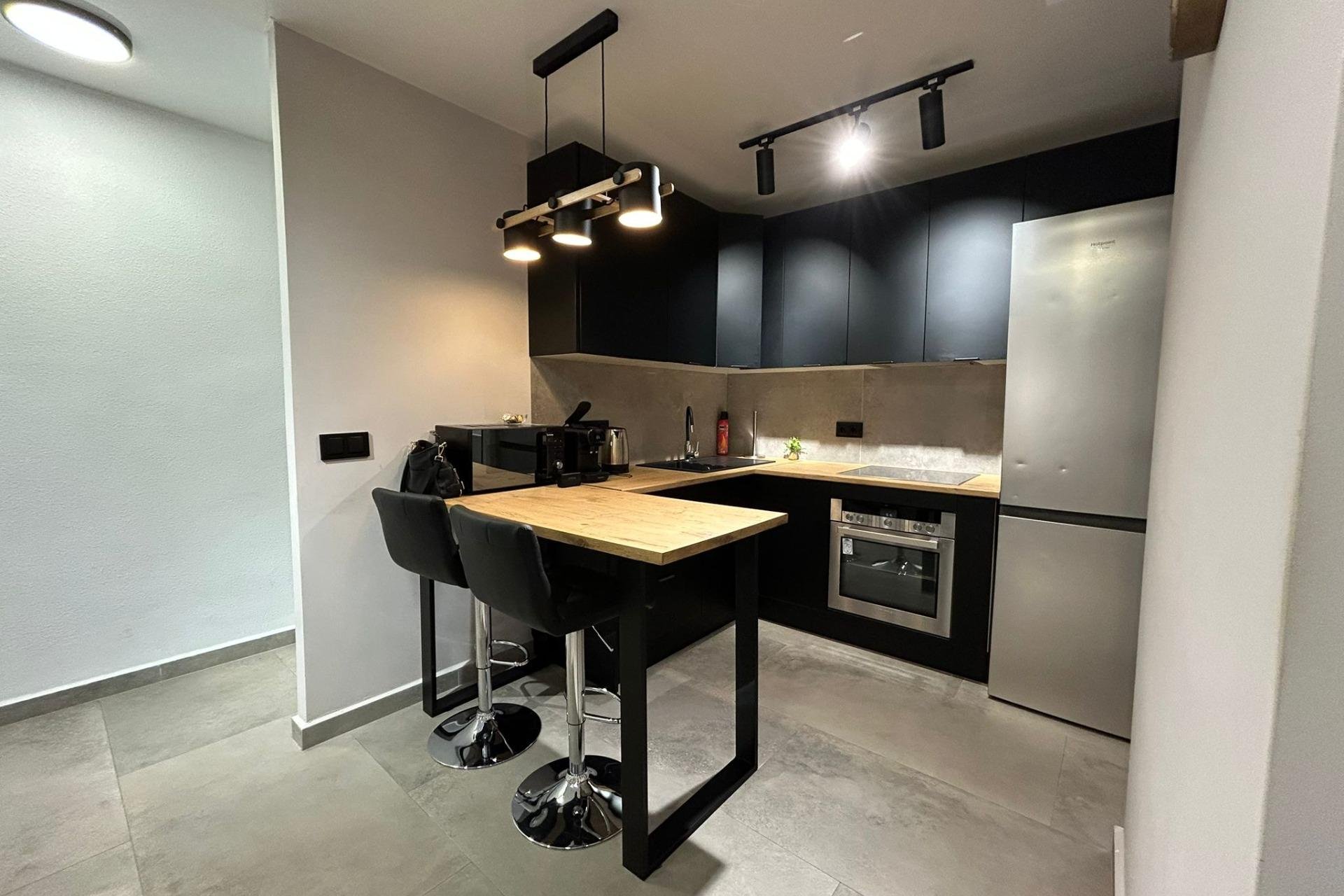Revente - Appartement -
Torrevieja - Estacion De Autobuses