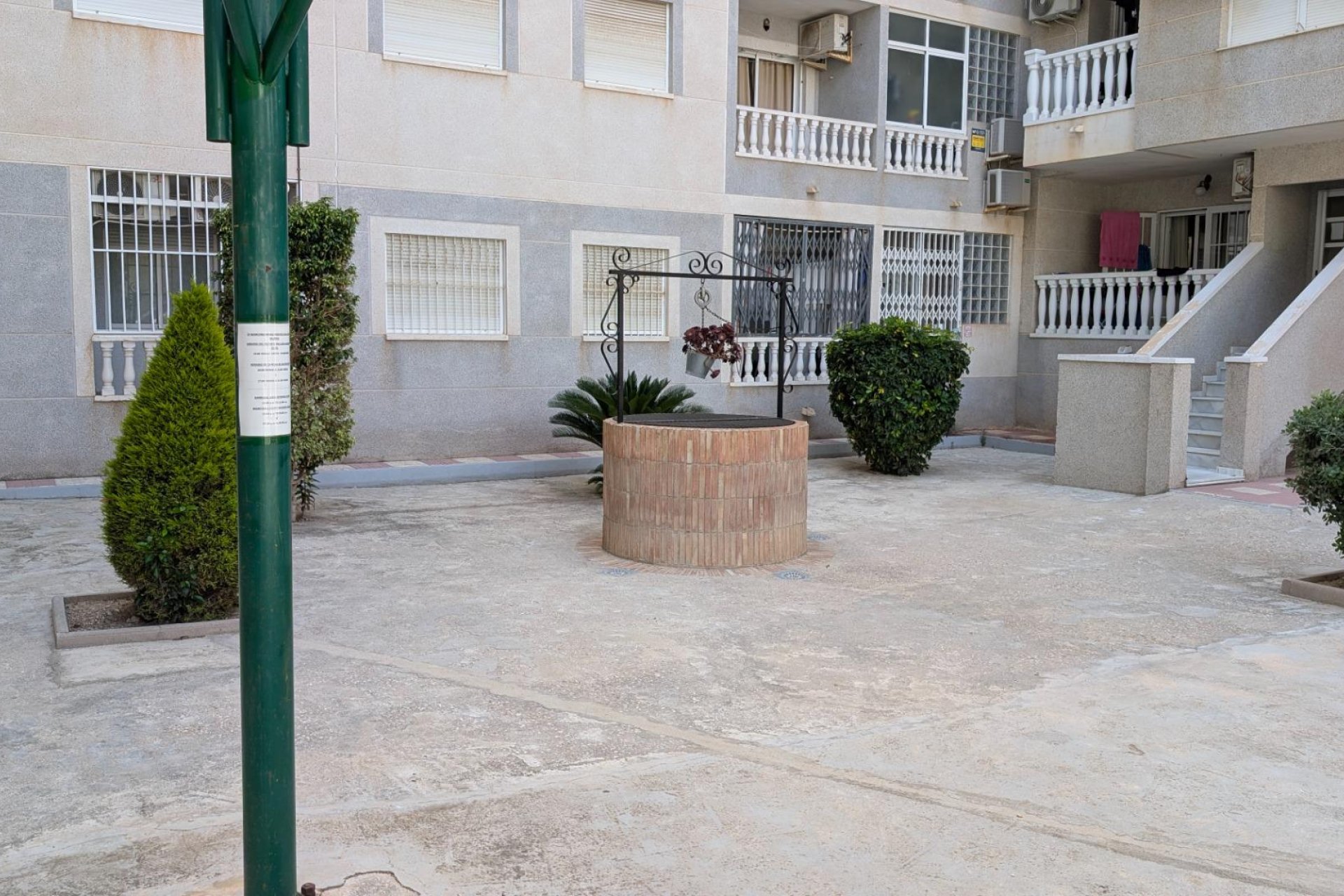Revente - Appartement -
Torrevieja - Estacion De Autobuses