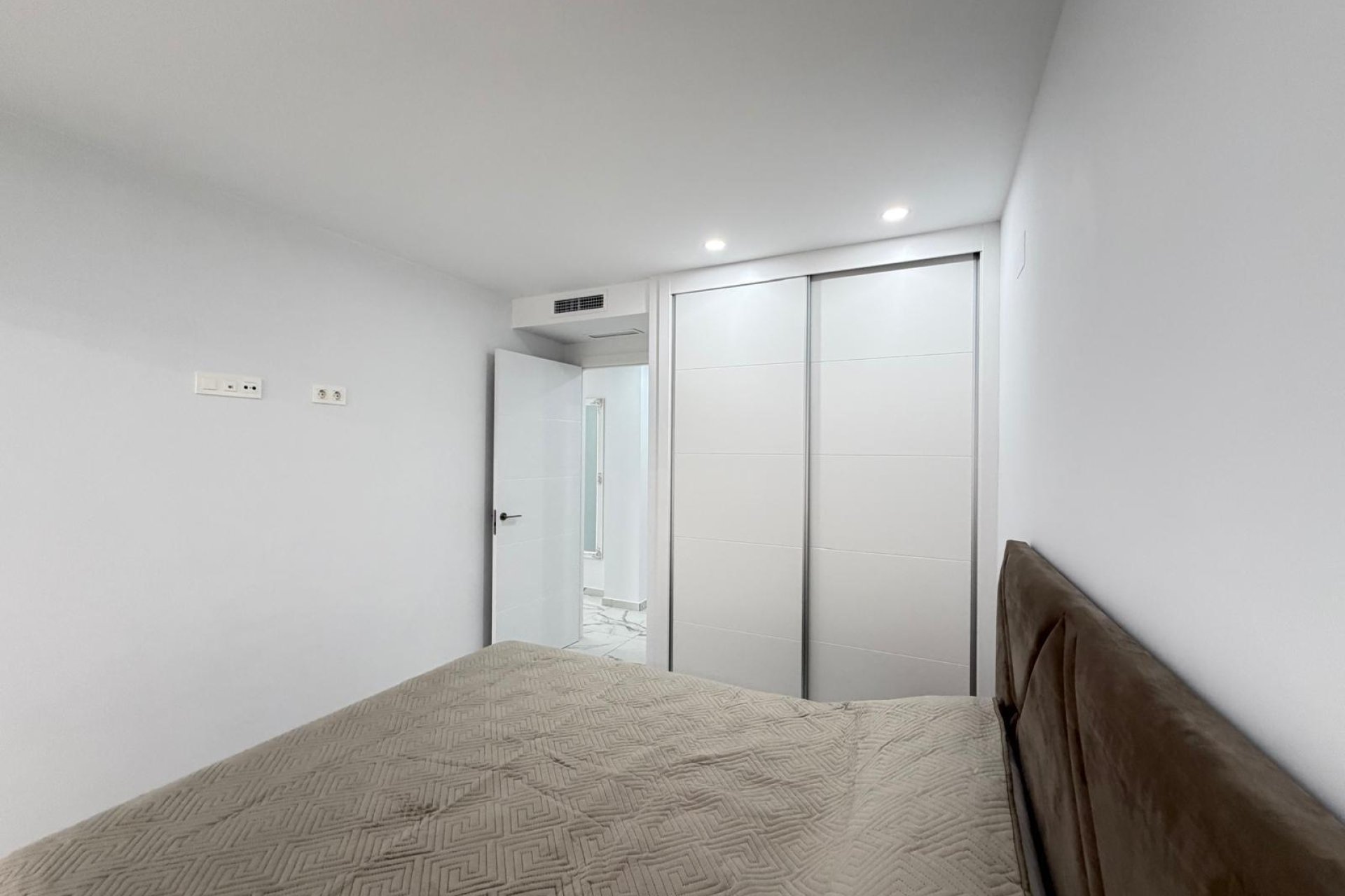 Revente - Appartement -
Torrevieja - Estacion De Autobuses