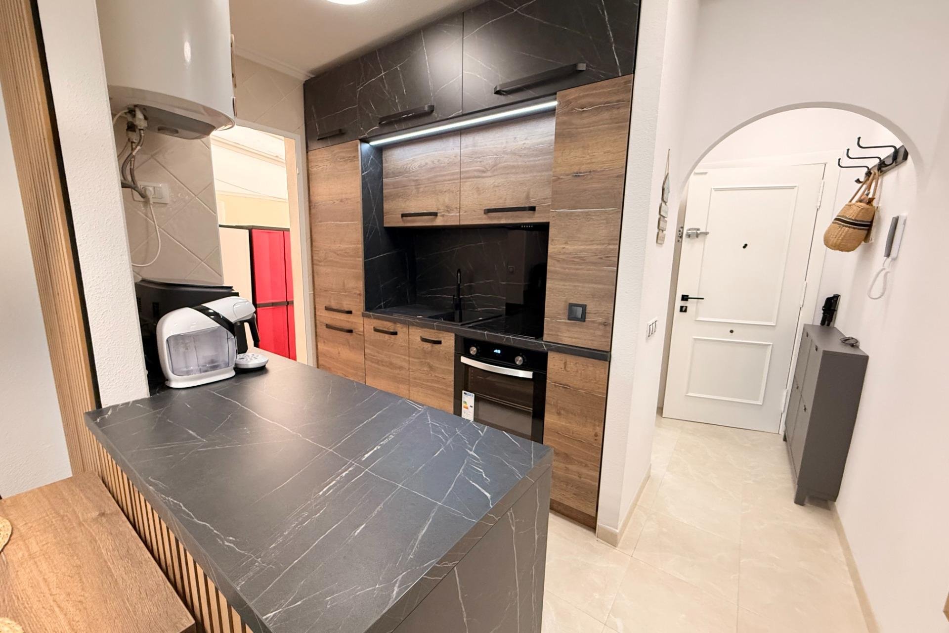 Revente - Appartement -
Torrevieja - Estacion De Autobuses