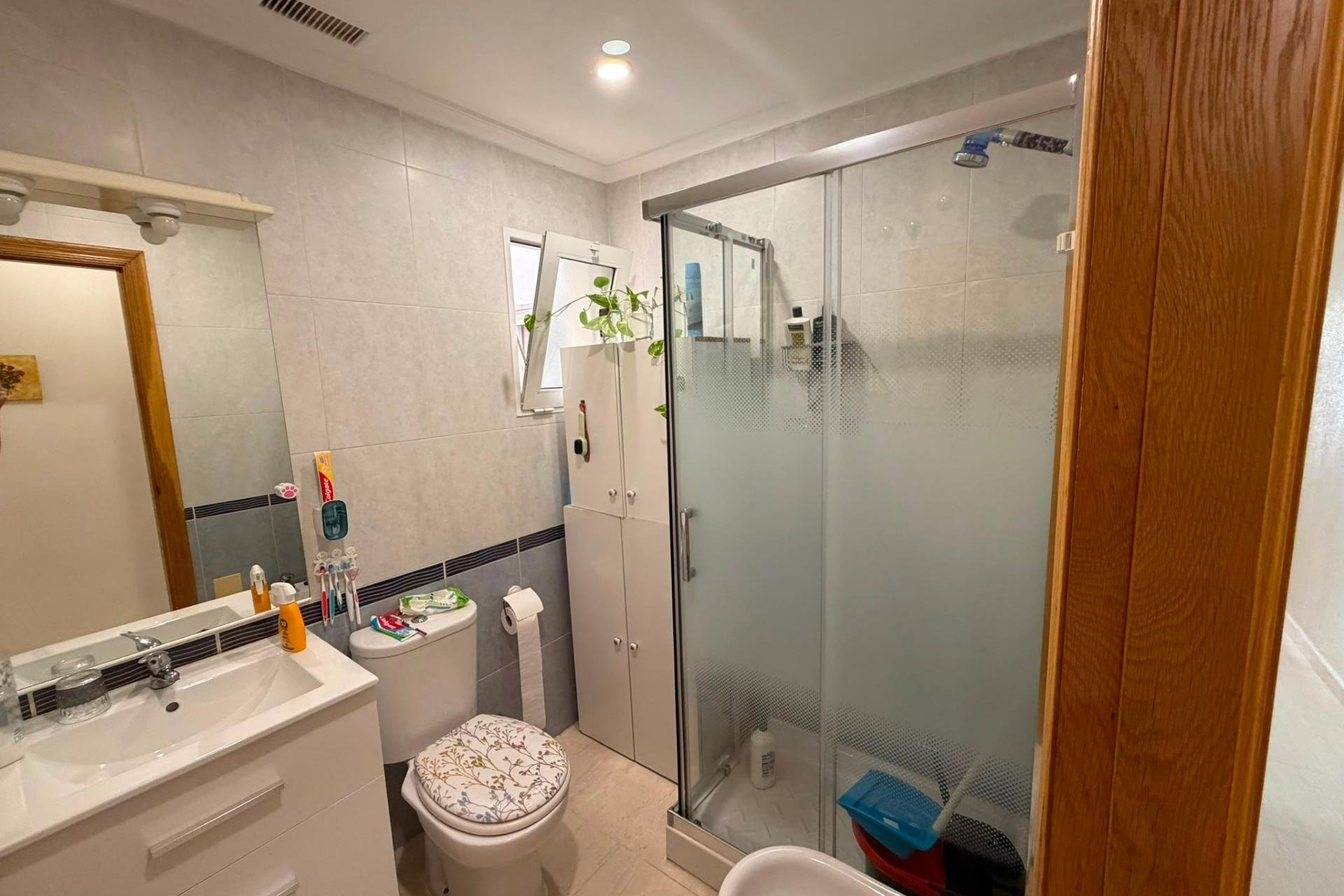 Revente - Appartement -
Torrevieja - Estacion De Autobuses