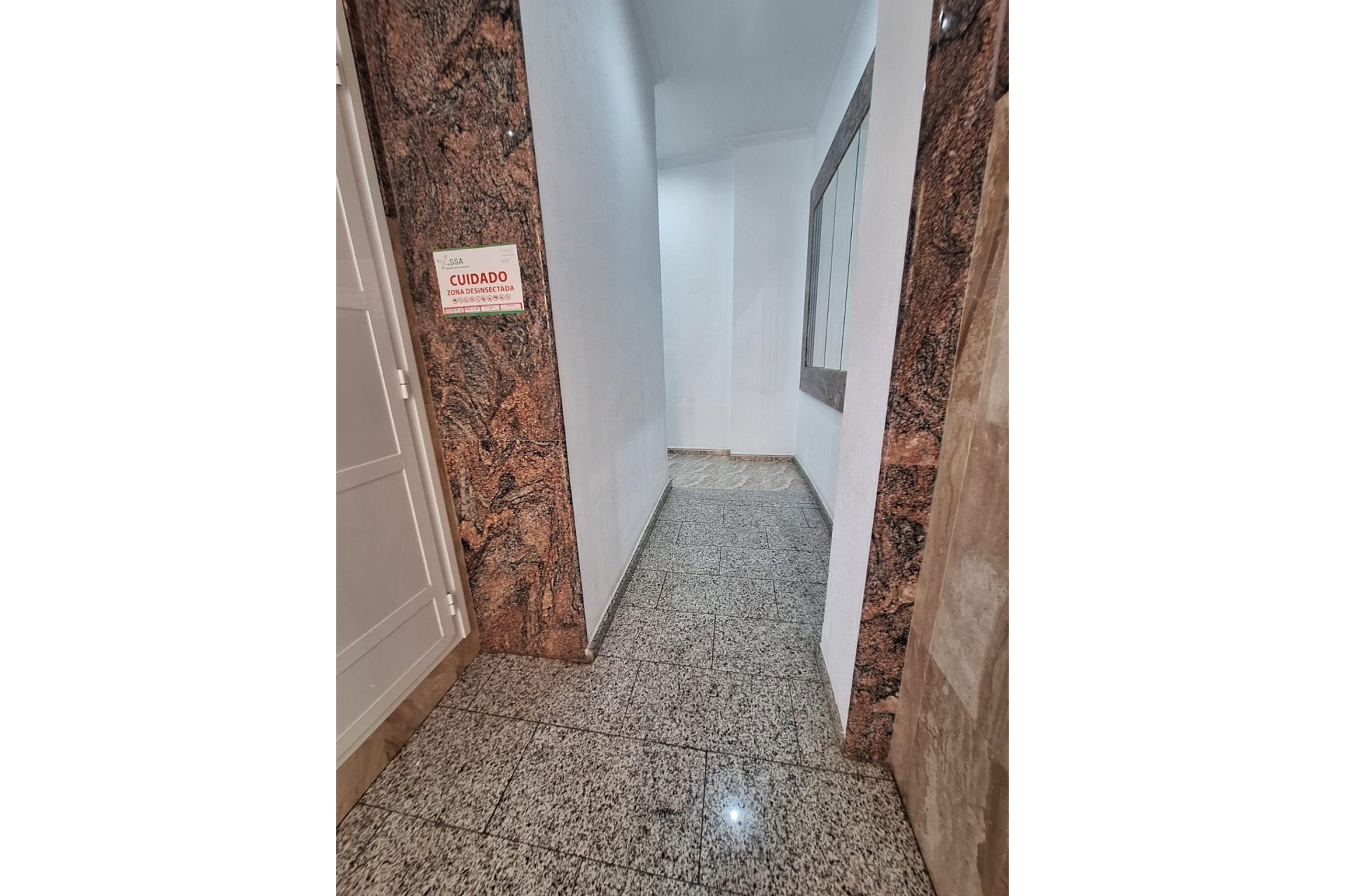 Revente - Appartement -
Torrevieja - Estacion De Autobuses