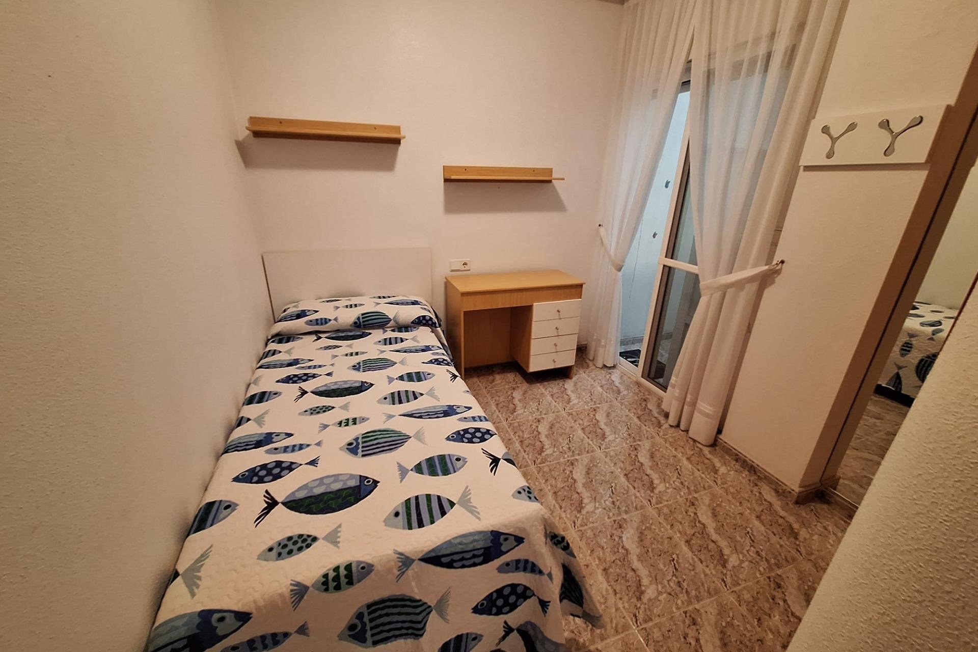 Revente - Appartement -
Torrevieja - Estacion De Autobuses