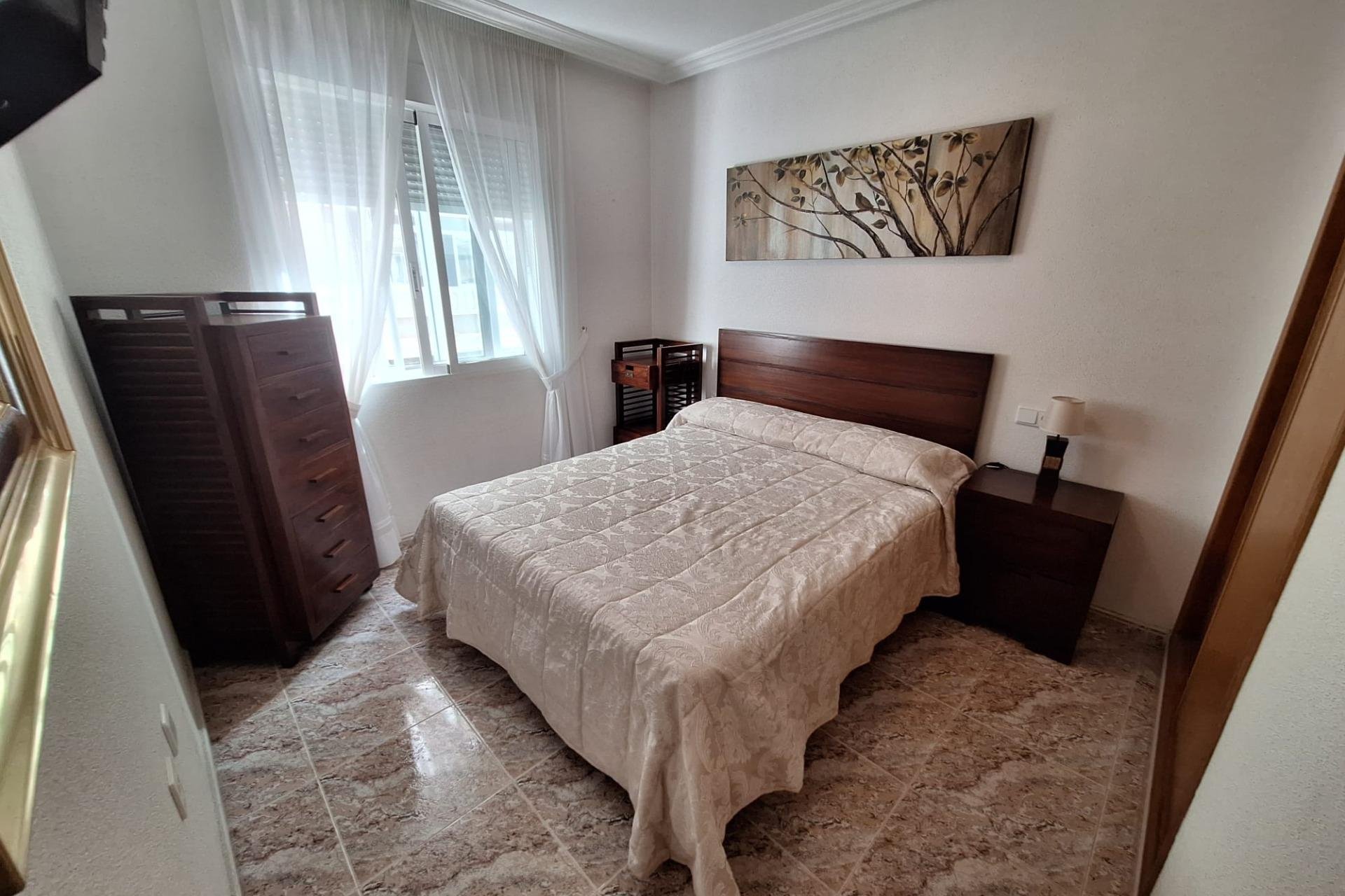 Revente - Appartement -
Torrevieja - Estacion De Autobuses