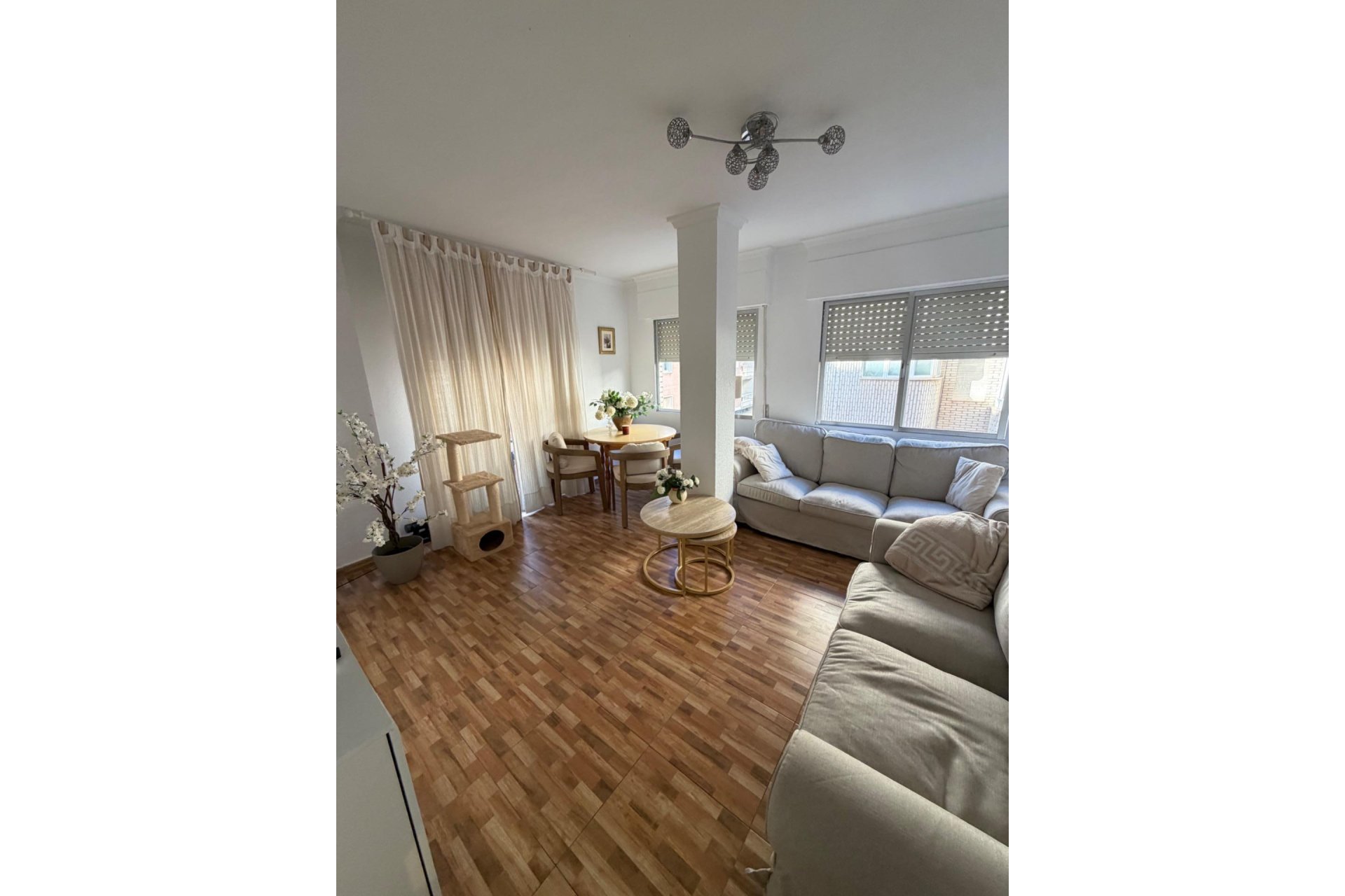 Revente - Appartement -
Torrevieja - Estacion De Autobuses