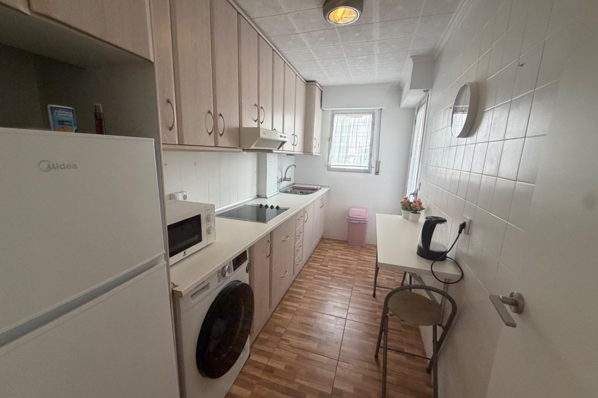 Revente - Appartement -
Torrevieja - Estacion De Autobuses