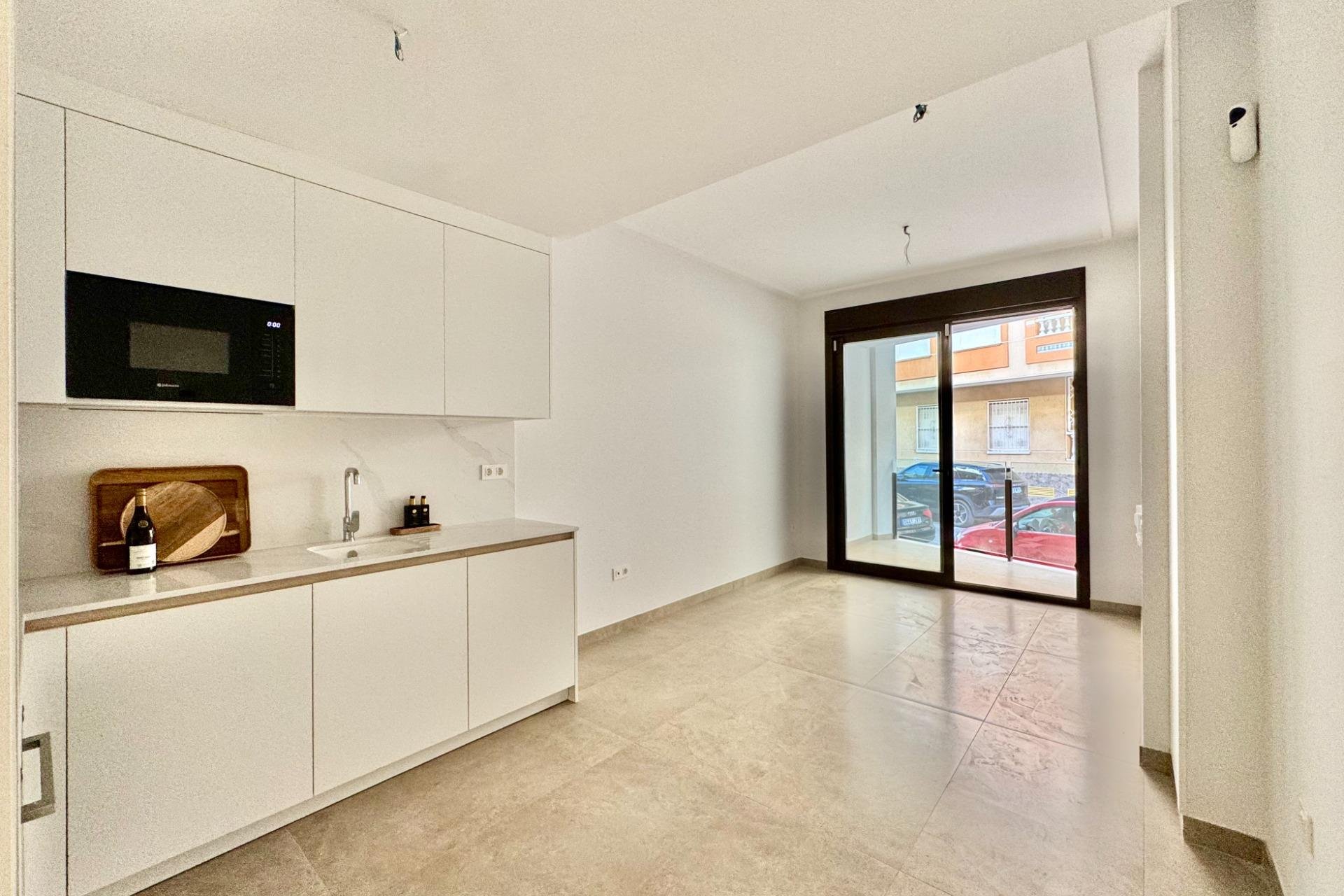 Revente - Appartement -
Torrevieja - Habaneras