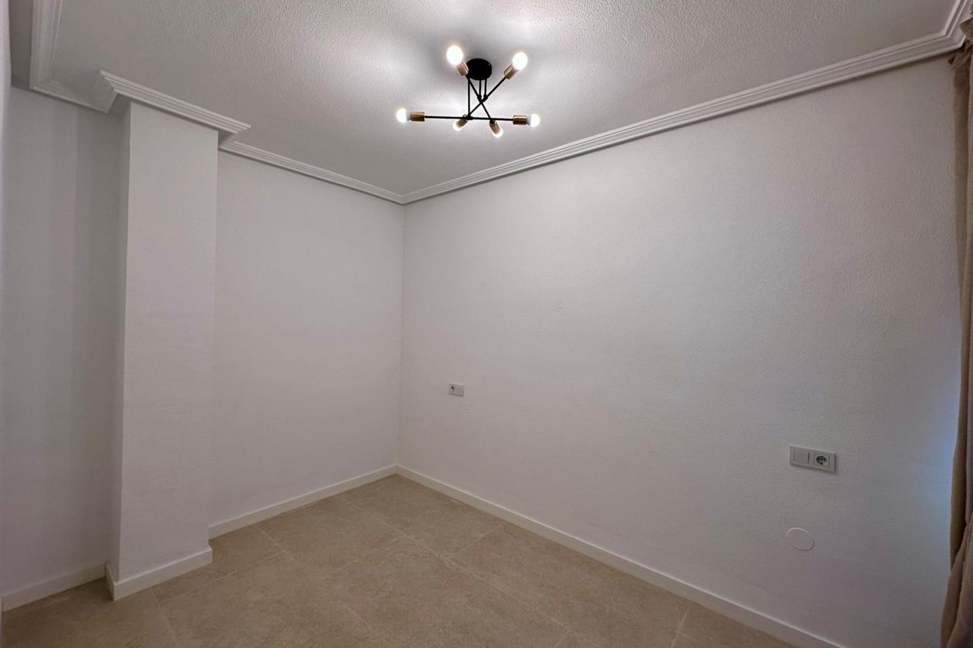 Revente - Appartement -
Torrevieja - Habaneras