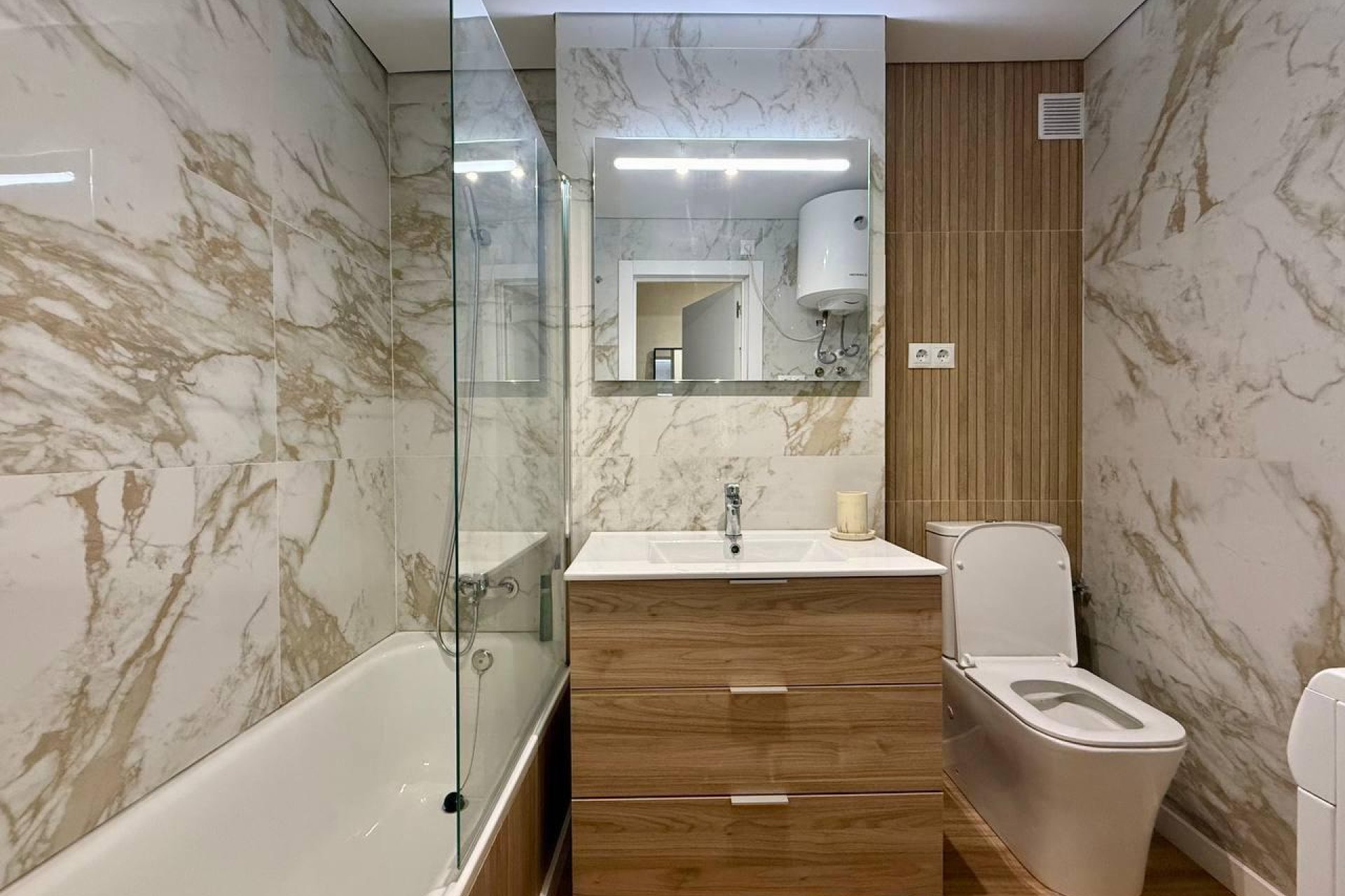 Revente - Appartement -
Torrevieja - Habaneras