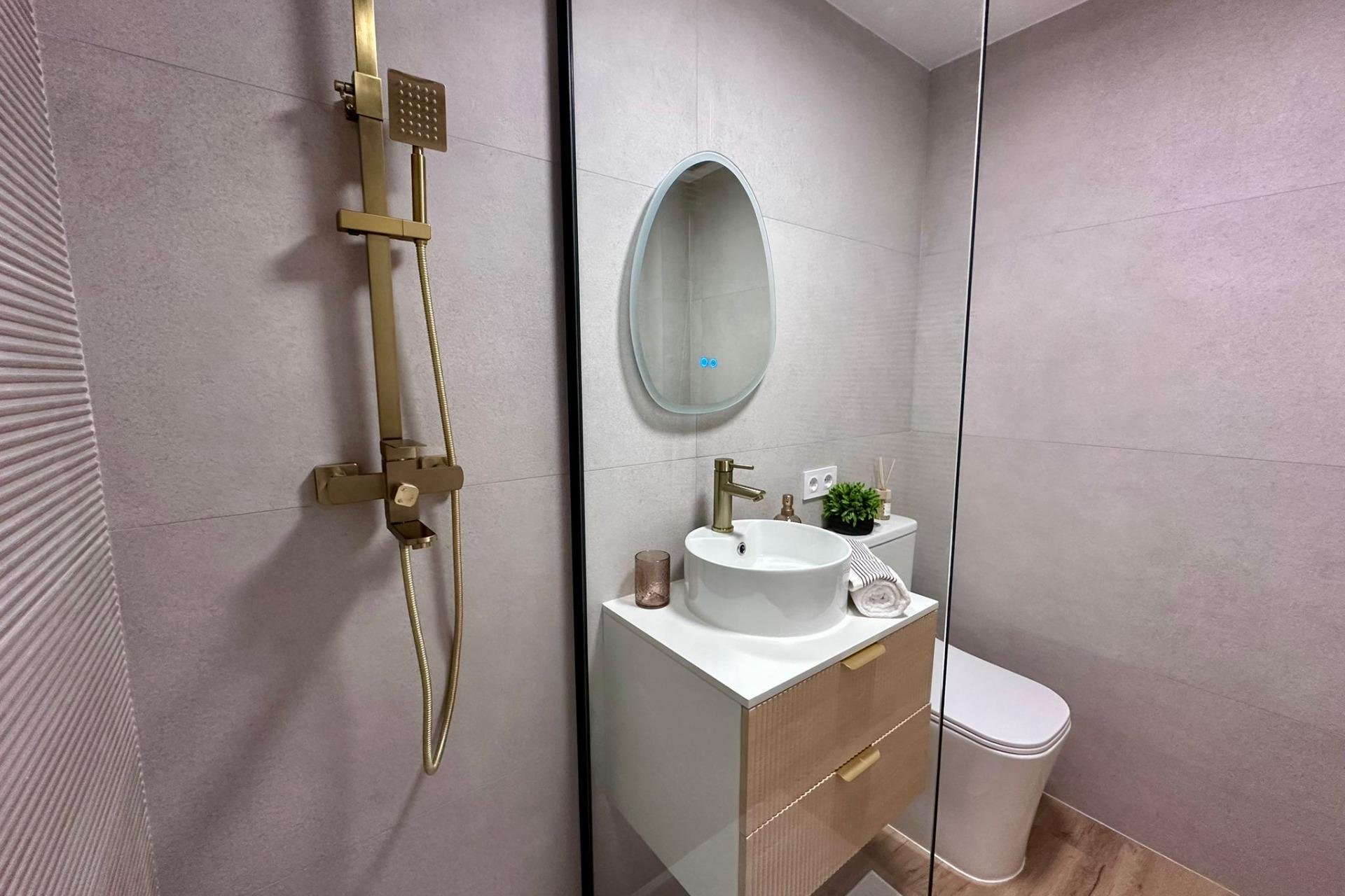 Revente - Appartement -
Torrevieja - Habaneras
