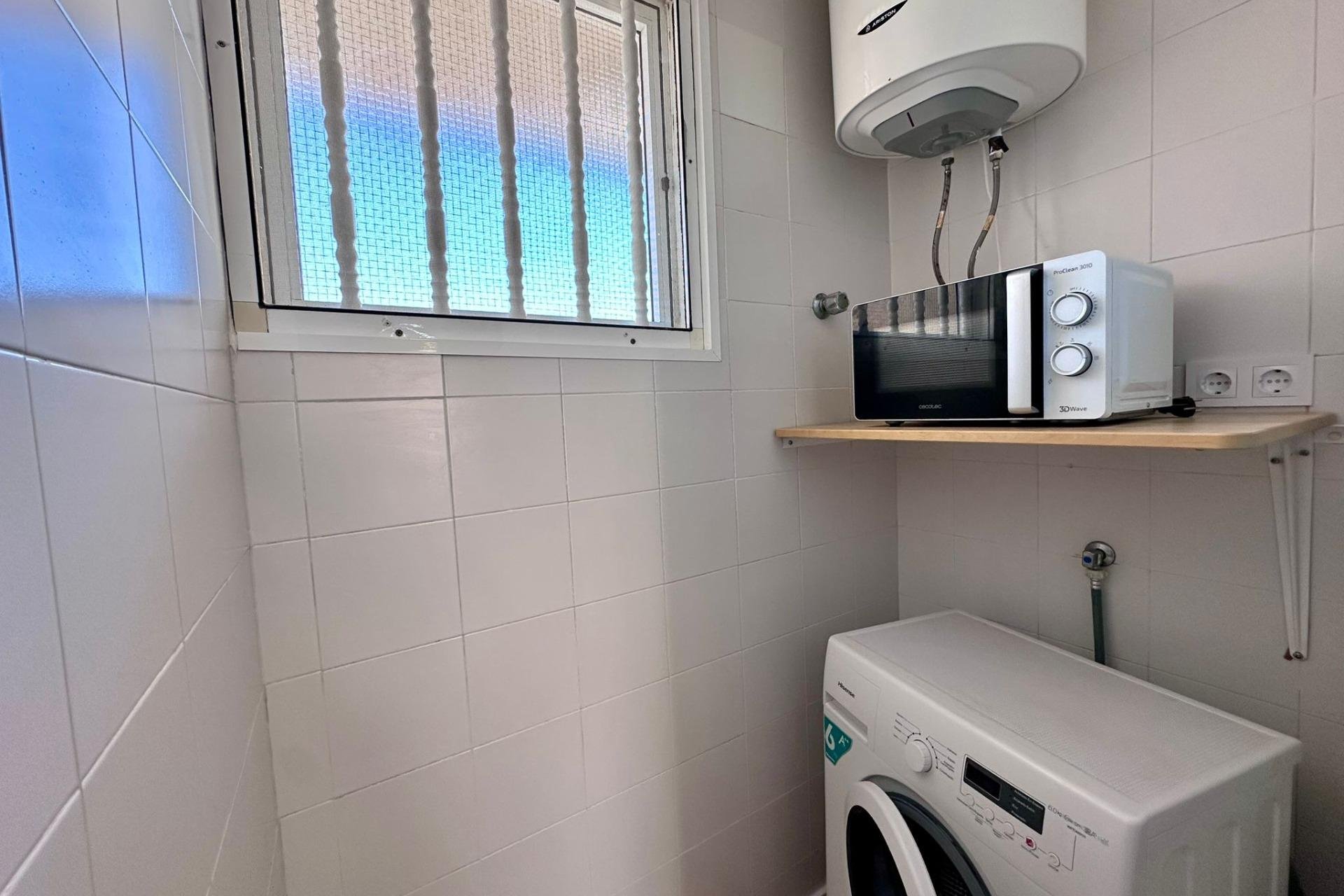 Revente - Appartement -
Torrevieja - Habaneras