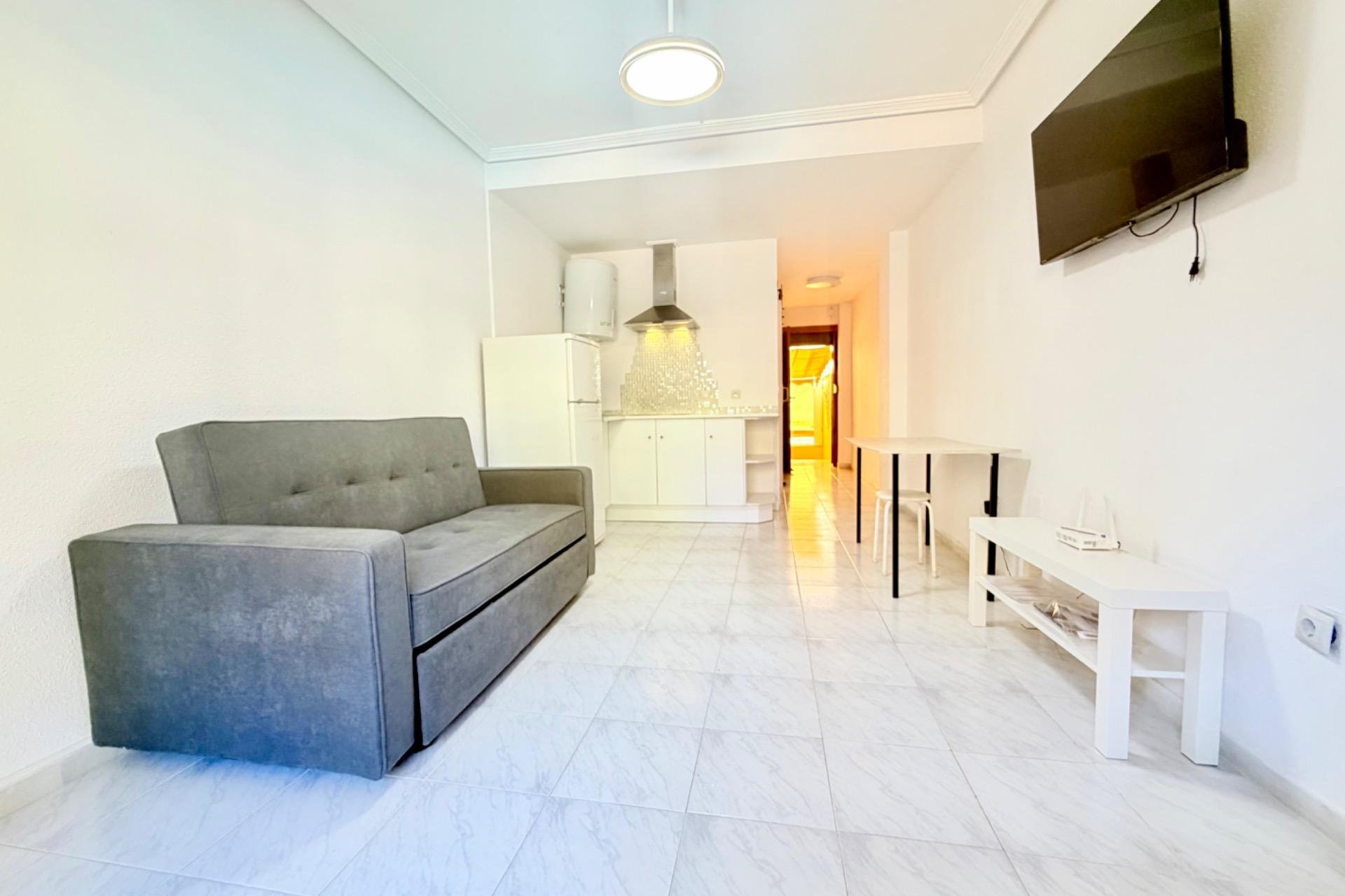 Revente - Appartement -
Torrevieja - La Mata Pueblo