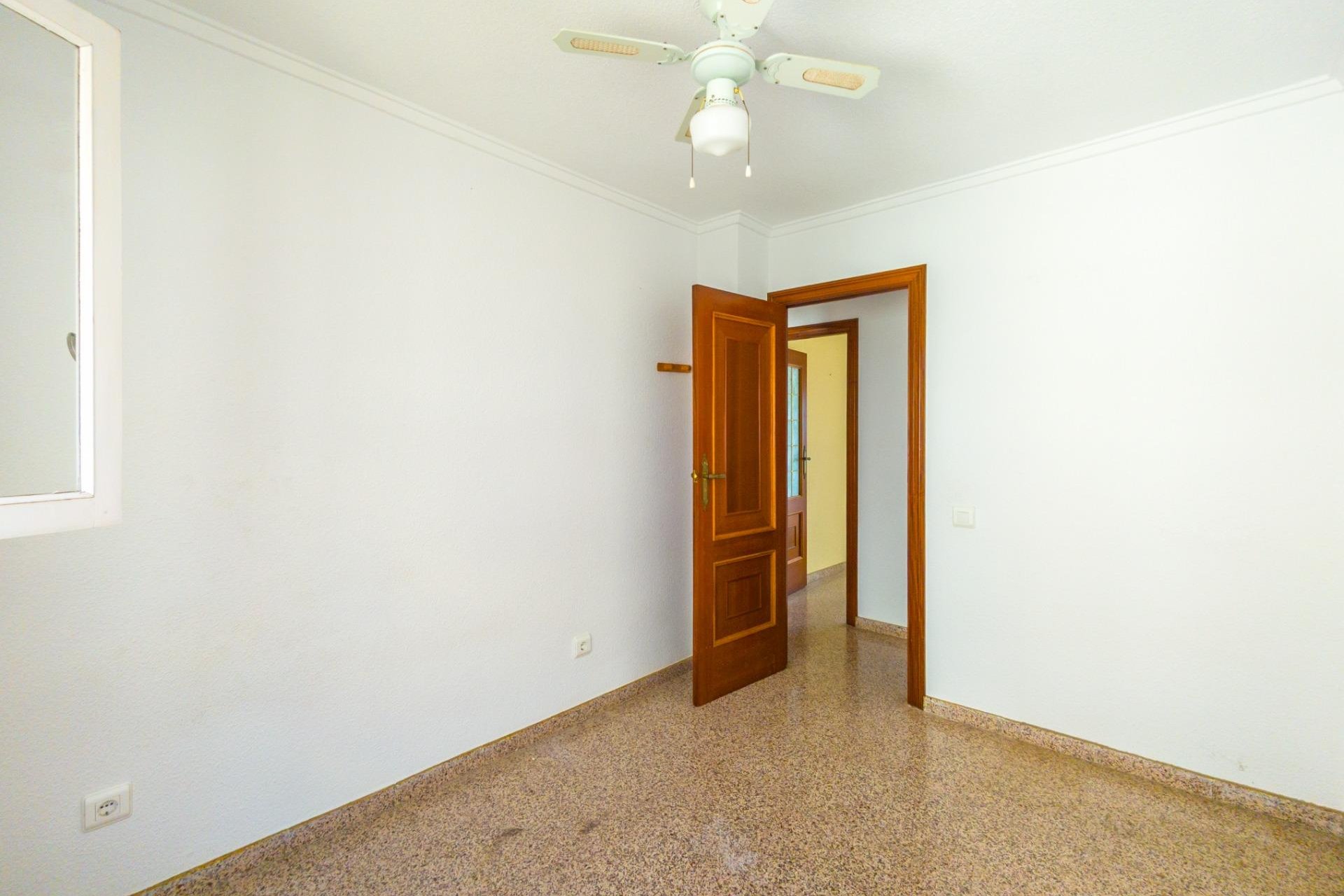 Revente - Appartement -
Torrevieja - La Mata Pueblo