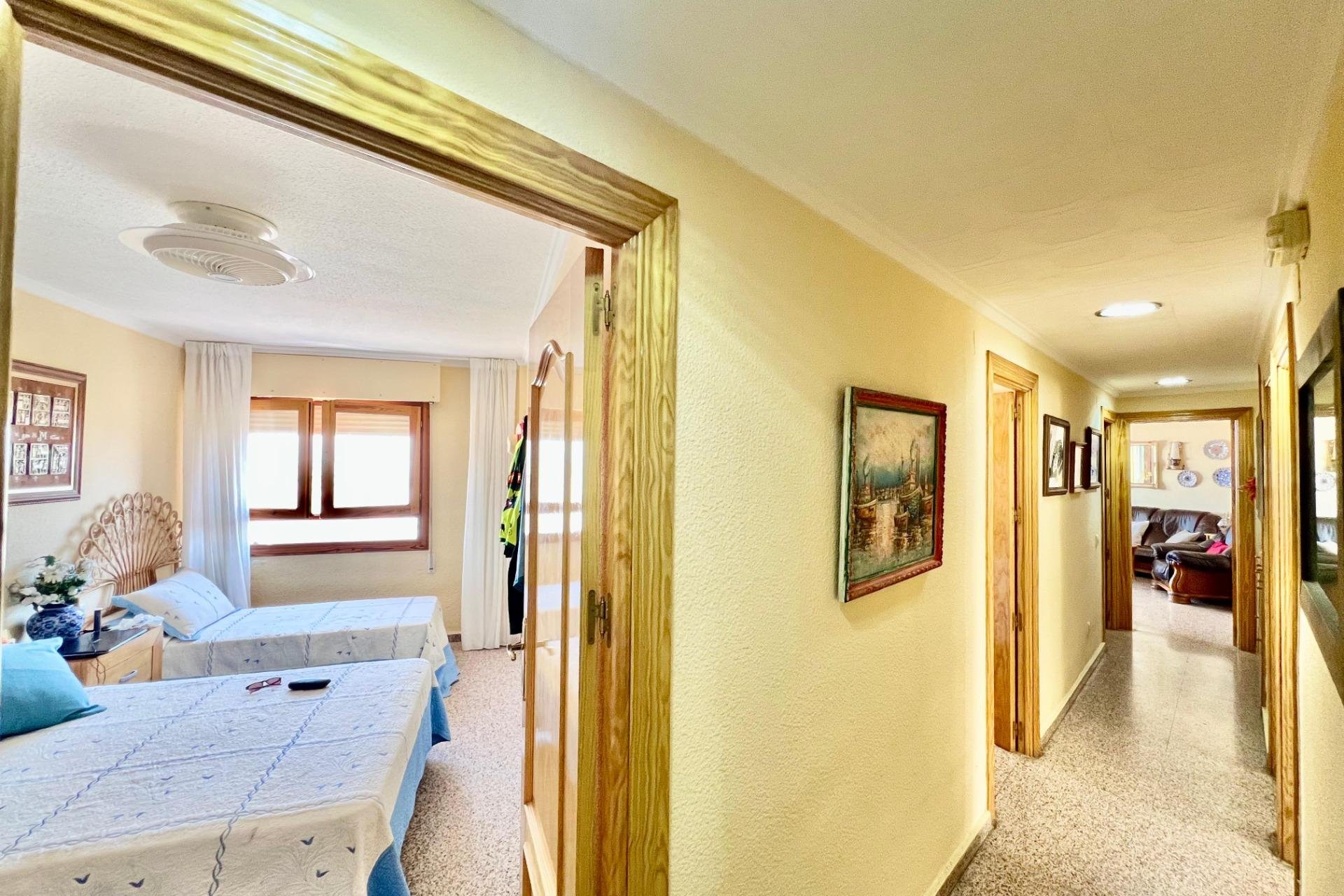 Revente - Appartement -
Torrevieja - La Mata