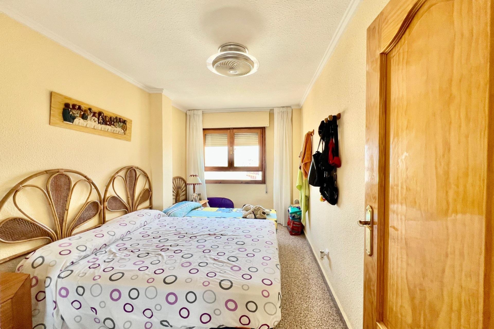 Revente - Appartement -
Torrevieja - La Mata