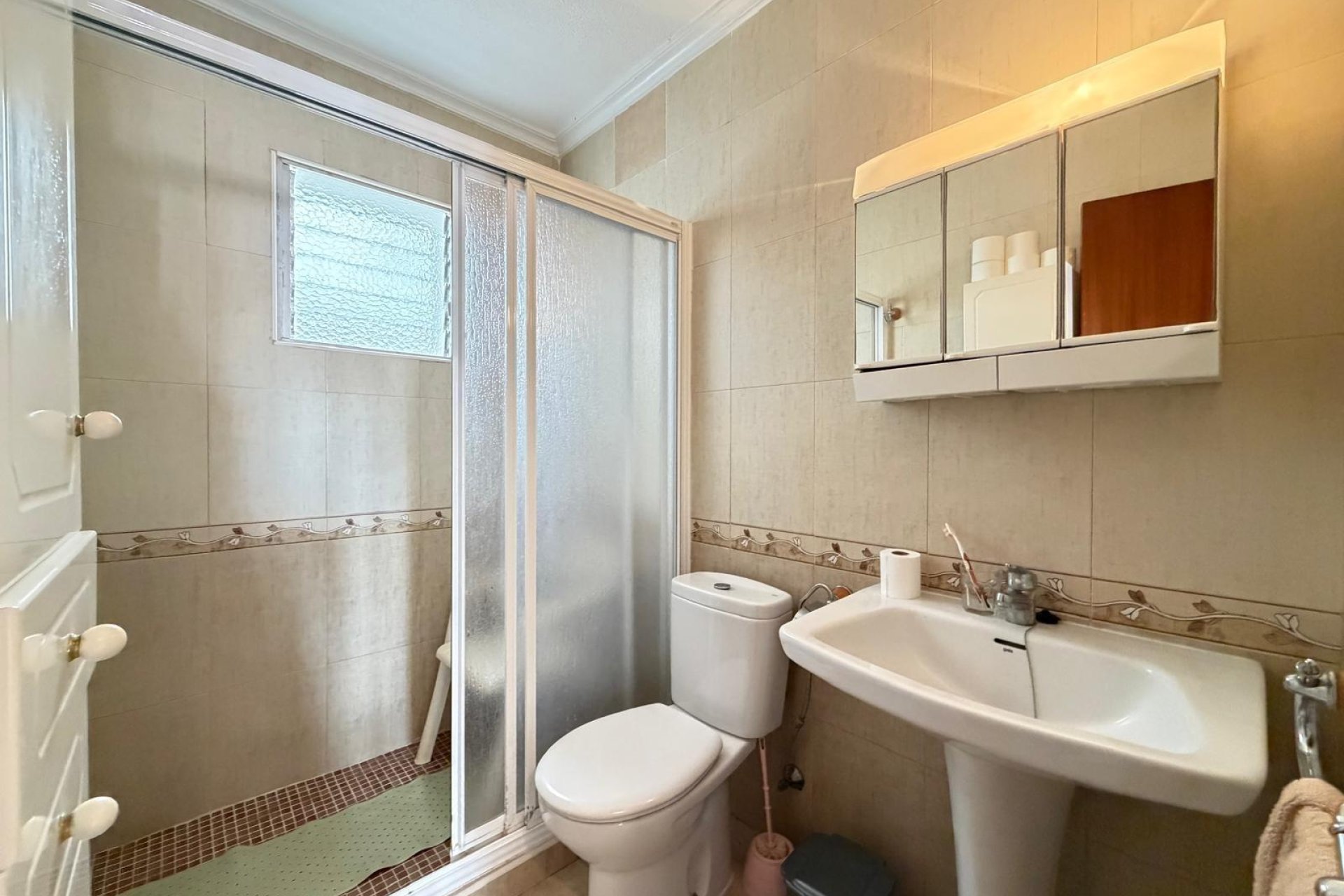 Revente - Appartement -
Torrevieja - Las Piscinas Naturales