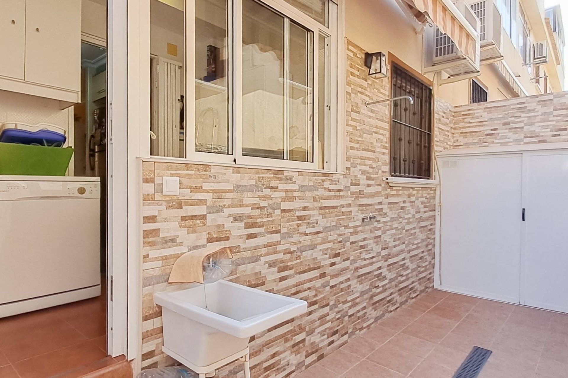 Revente - Appartement -
Torrevieja - Parque Acuático - Sector 25