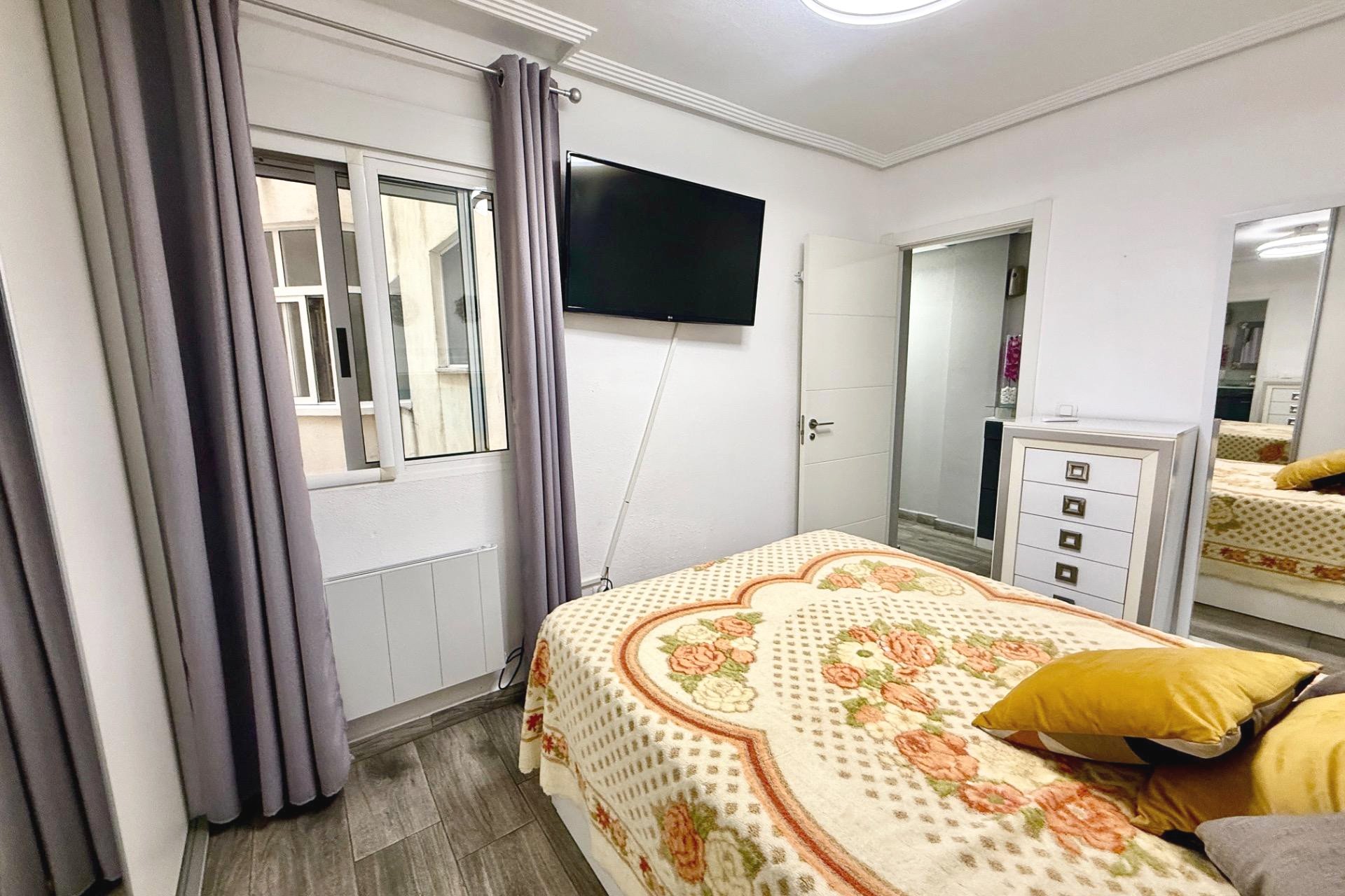 Revente - Appartement -
Torrevieja - PARQUE DE LAS NACIONES