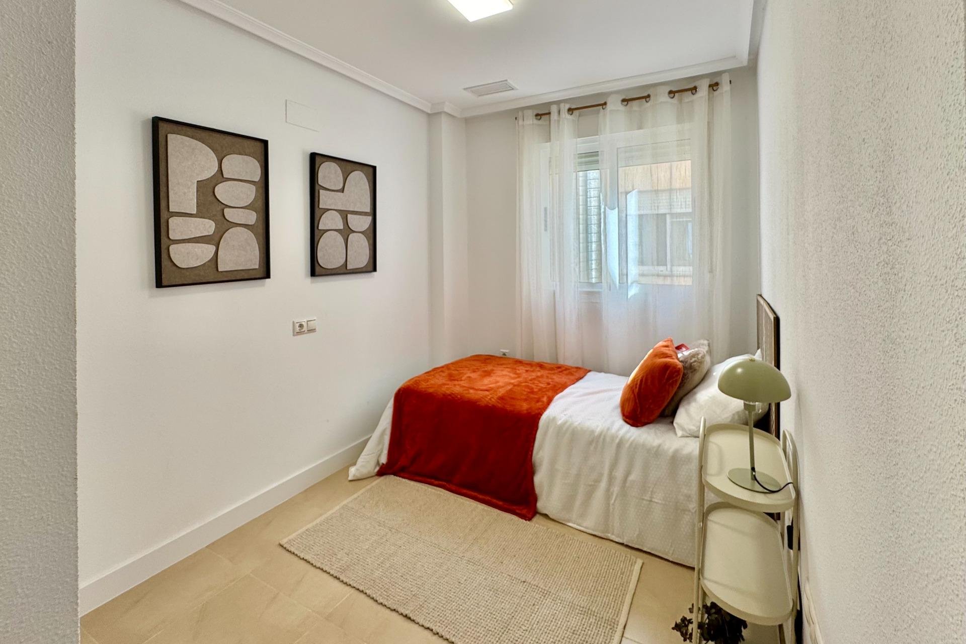 Revente - Appartement -
Torrevieja - PARQUE DE LAS NACIONES
