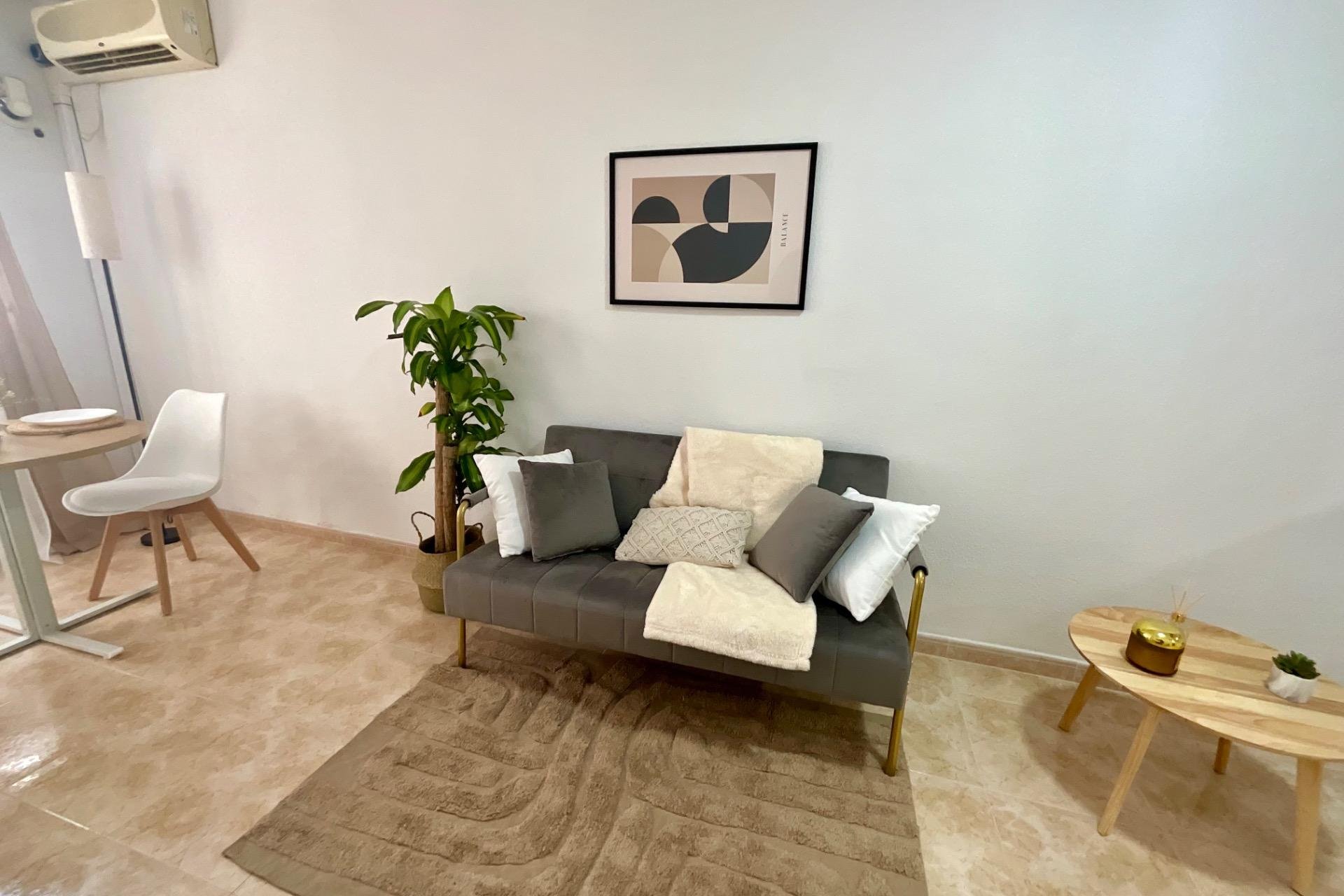 Revente - Appartement -
Torrevieja - PARQUE DE LAS NACIONES