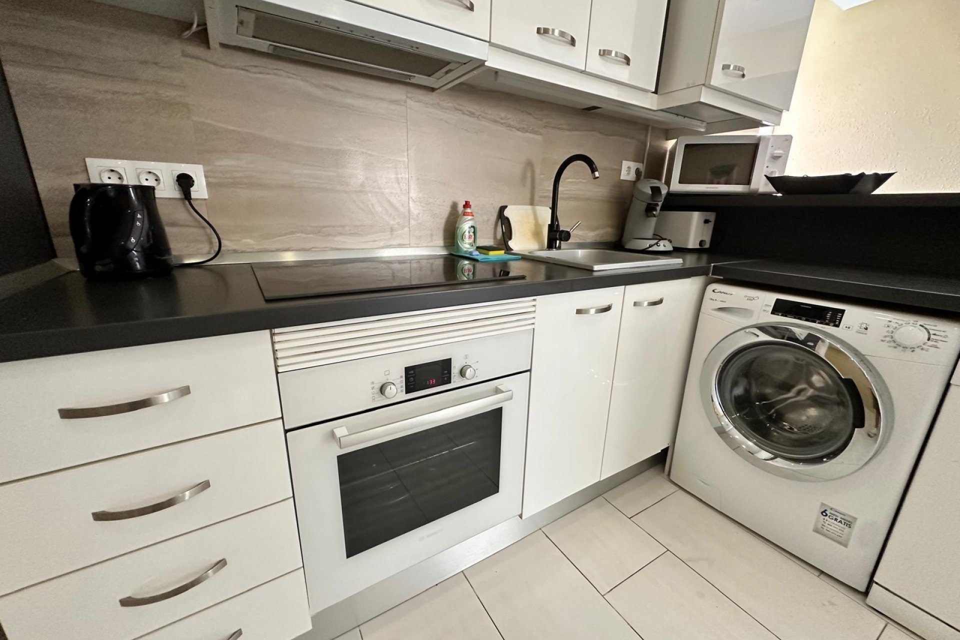 Revente - Appartement -
Torrevieja - Paseo Maritimo