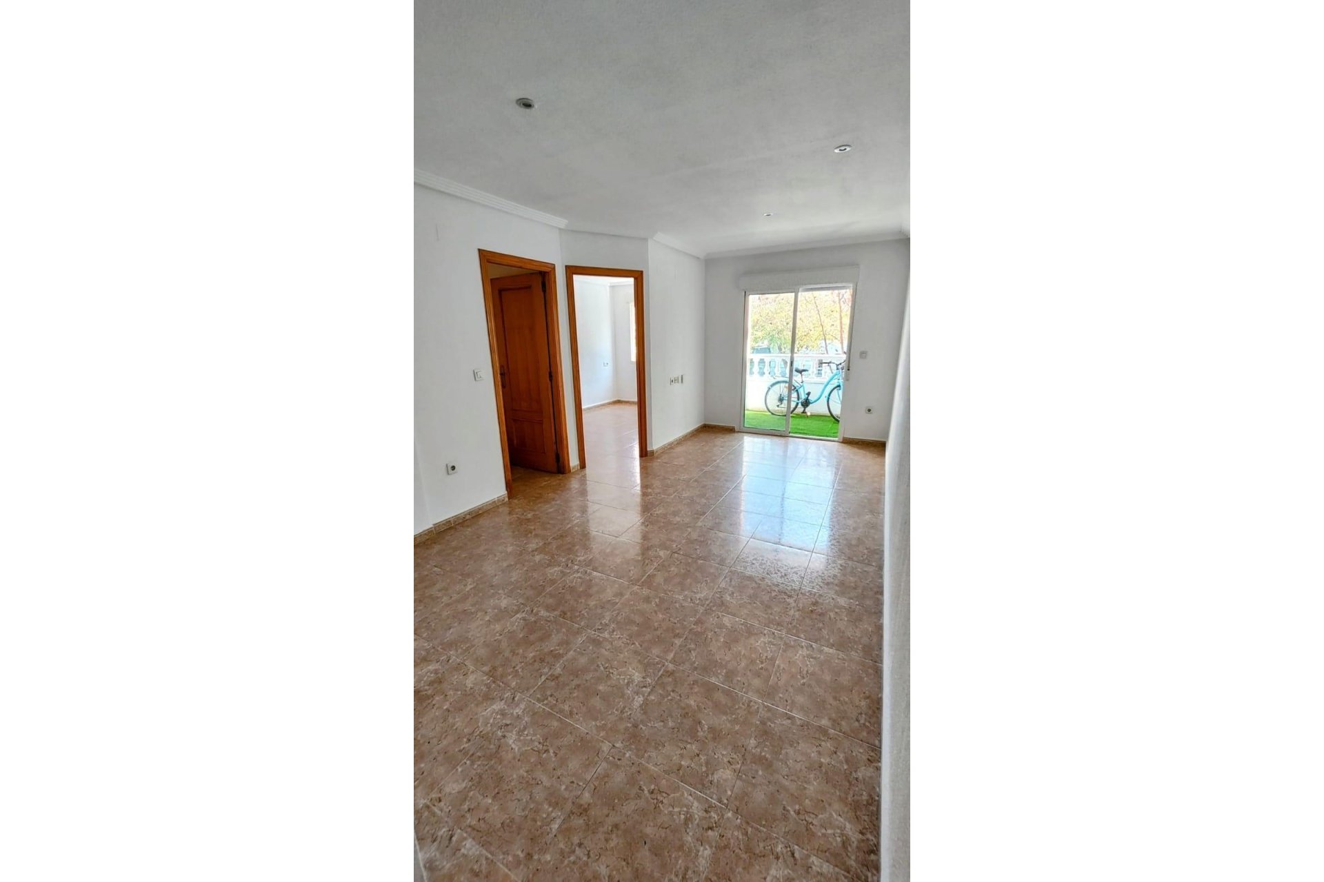 Revente - Appartement -
Torrevieja - Playa de los Locos