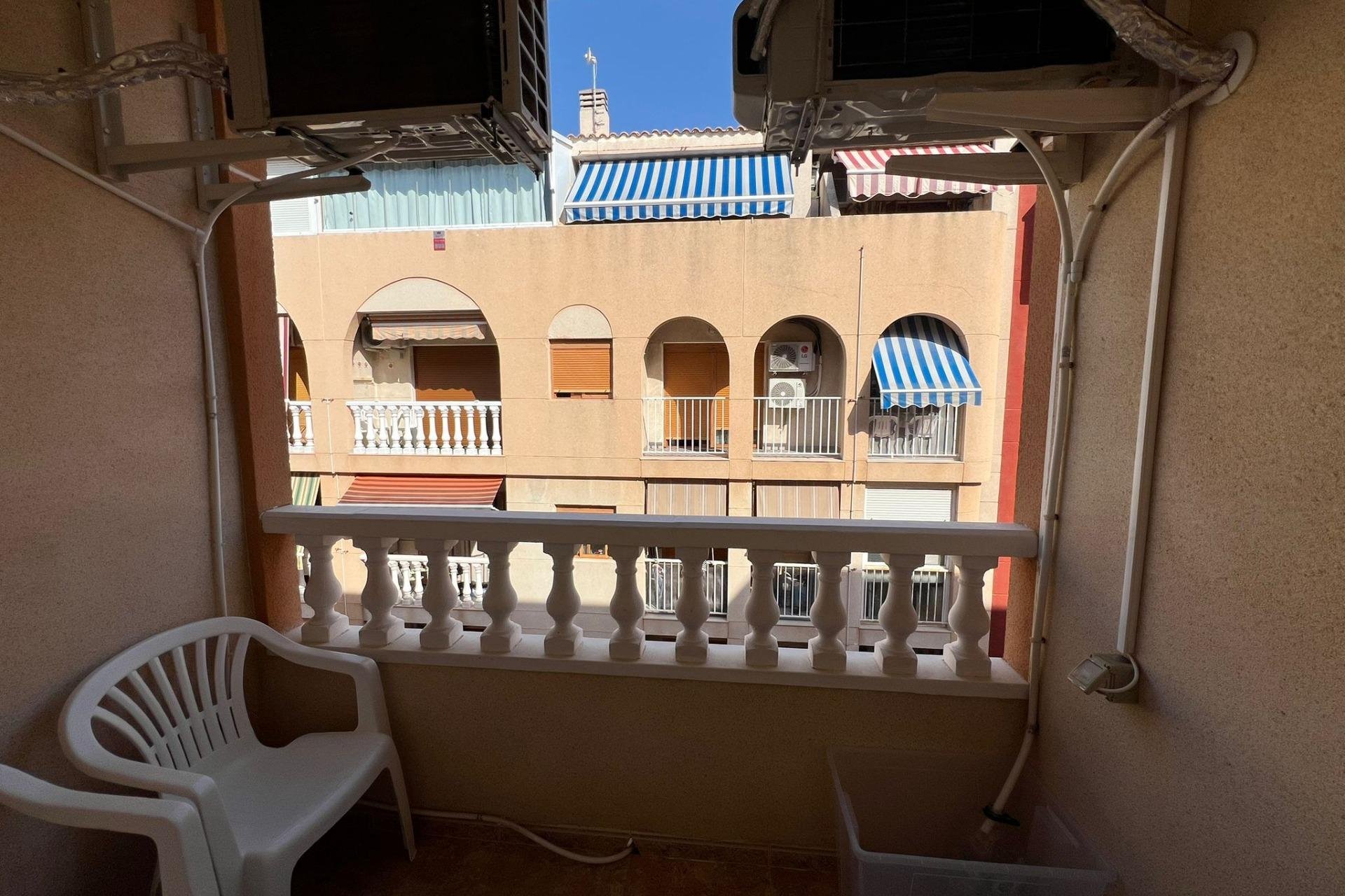 Revente - Appartement -
Torrevieja - Playa de los Locos