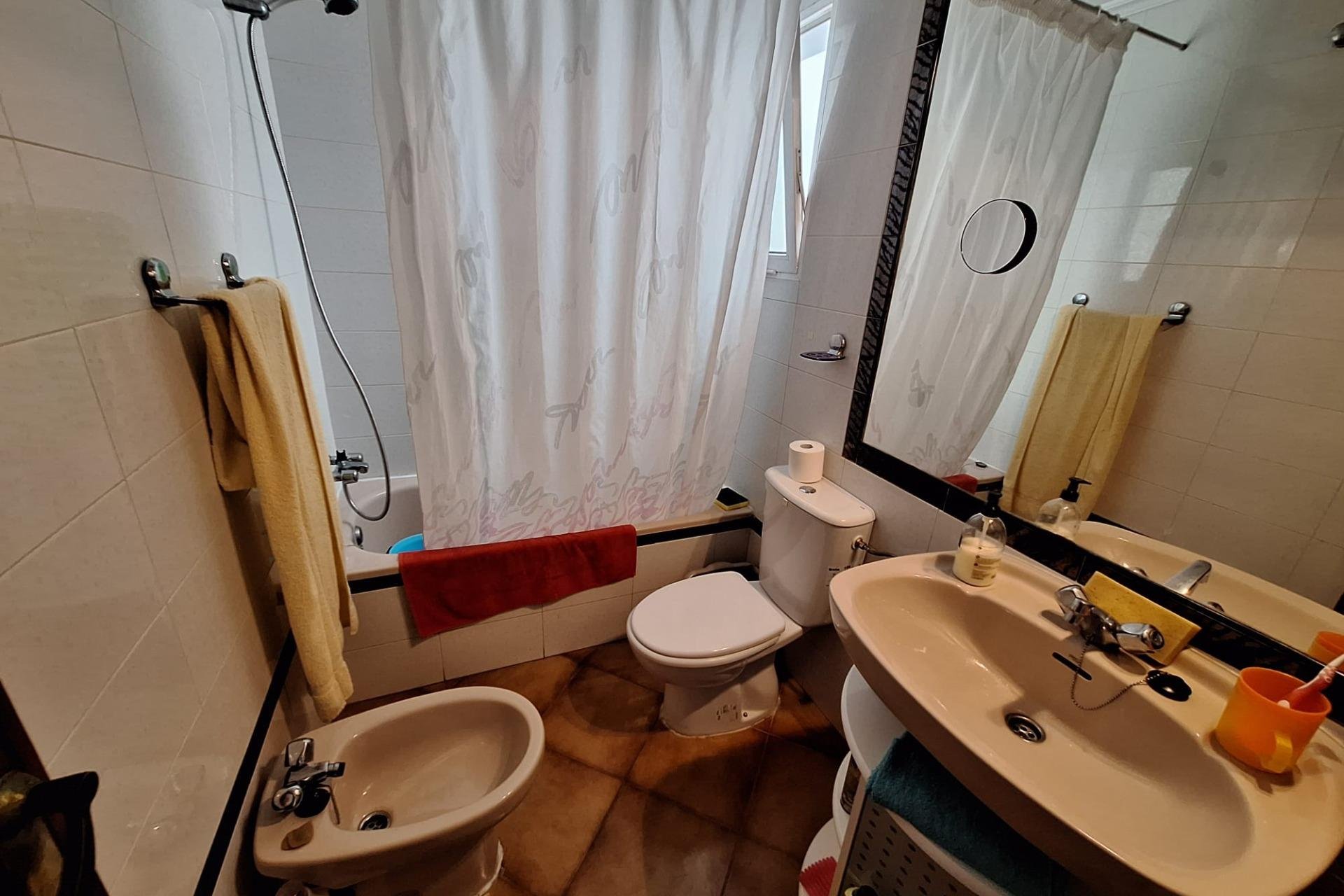 Revente - Appartement -
Torrevieja - Playa de los Locos