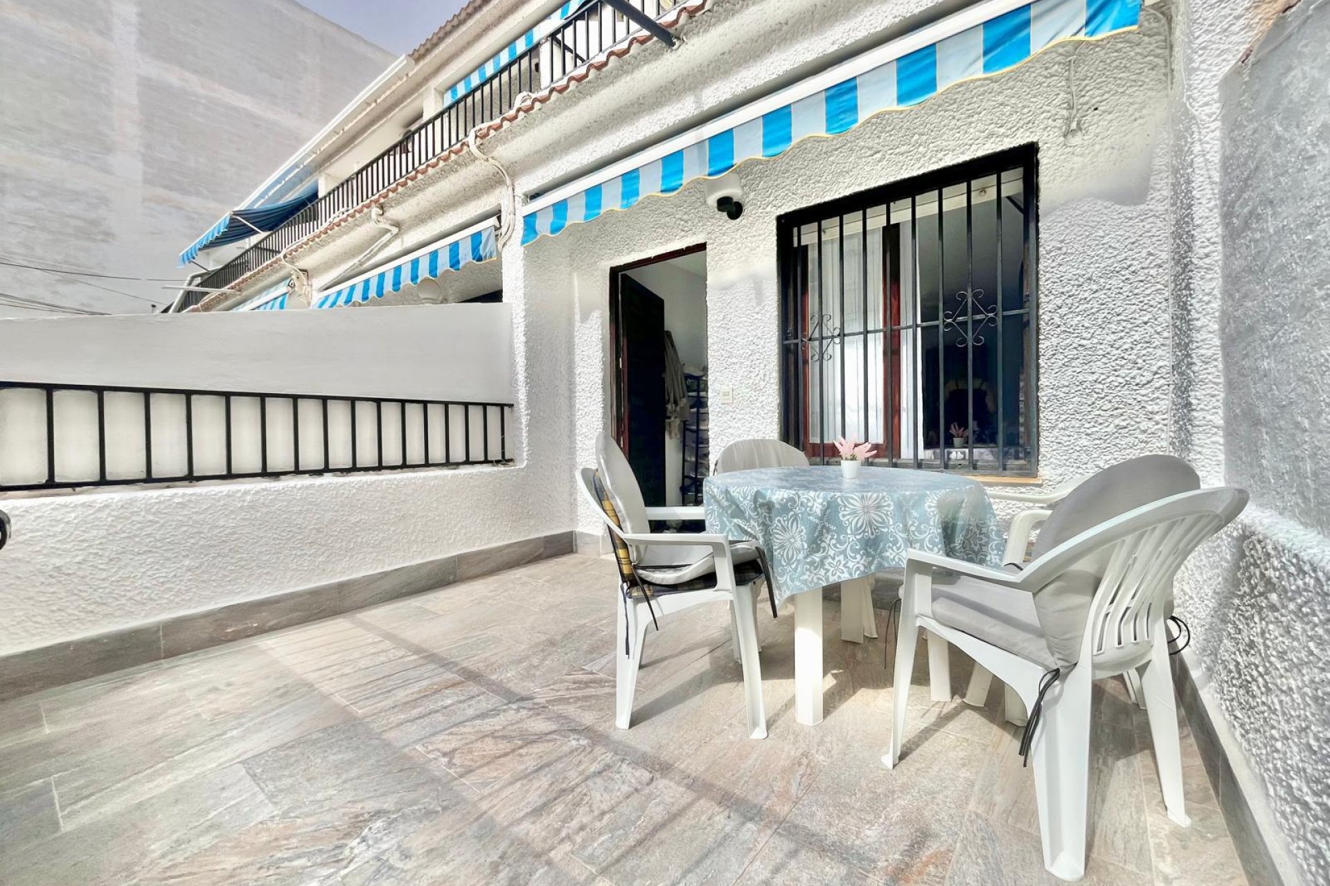 Revente - Appartement -
Torrevieja - Playa de los Locos