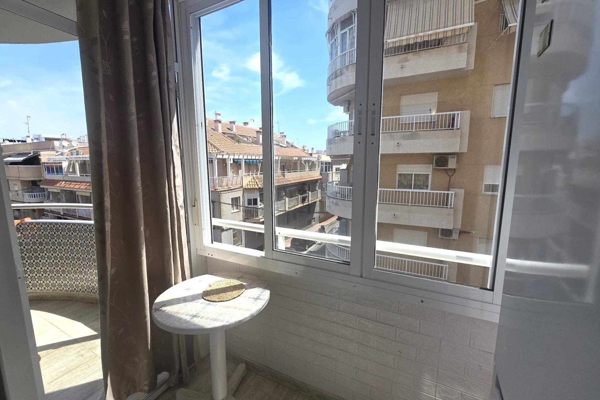 Revente - Appartement -
Torrevieja - Playa de los Locos