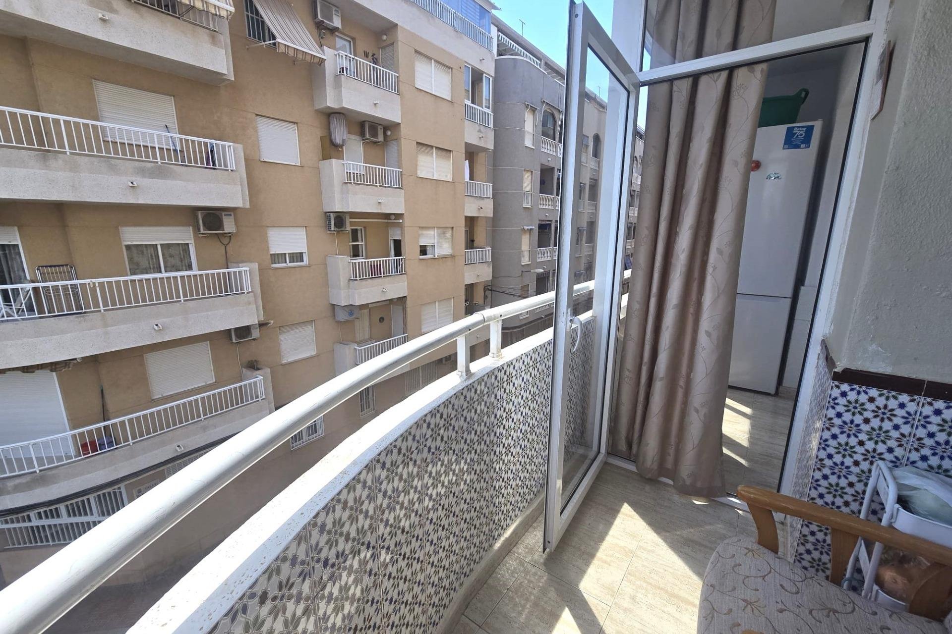 Revente - Appartement -
Torrevieja - Playa de los Locos