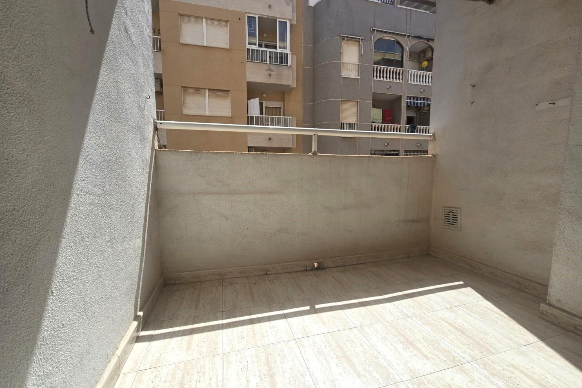 Revente - Appartement -
Torrevieja - Playa de los Locos