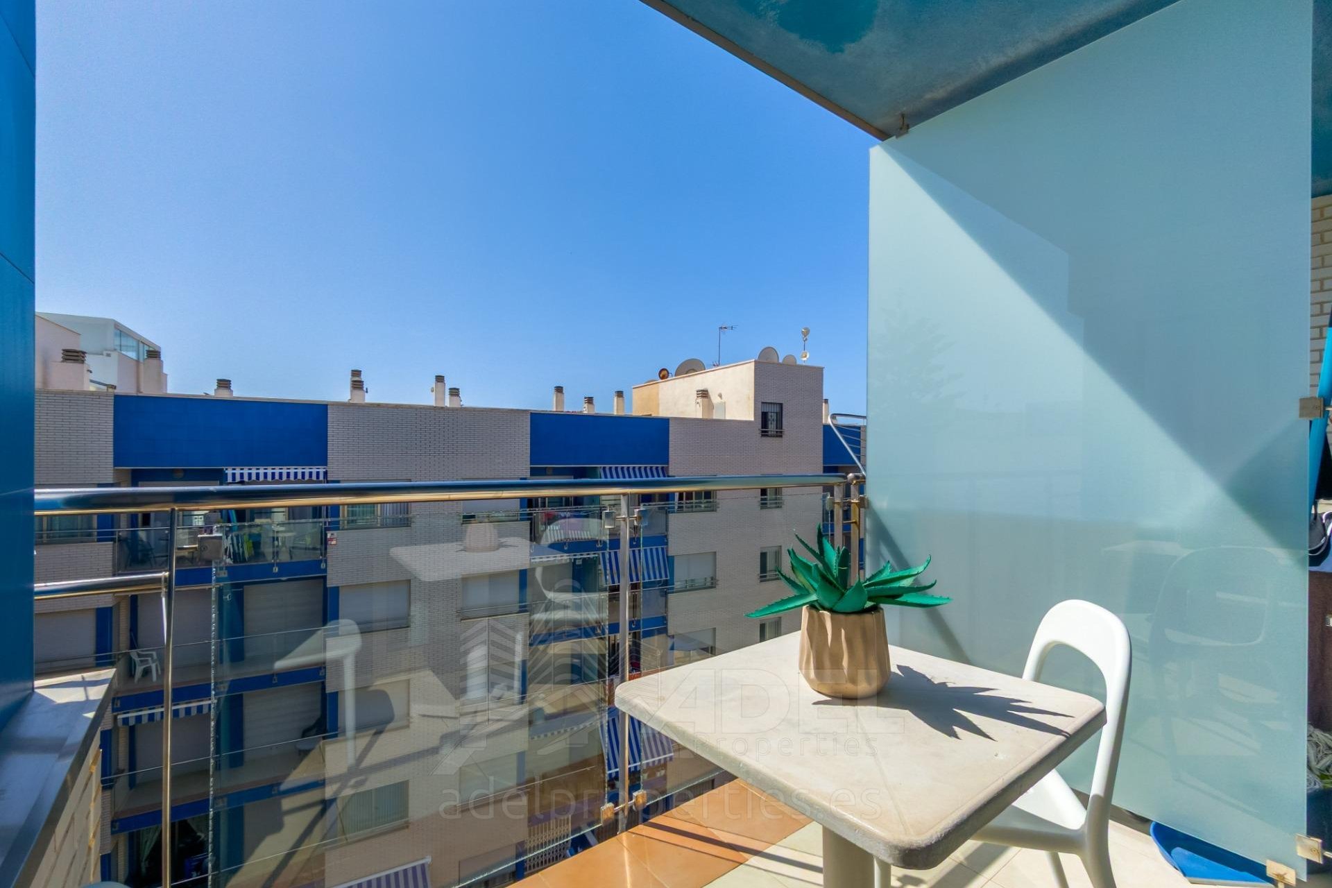 Revente - Appartement -
Torrevieja - Playa de los Locos