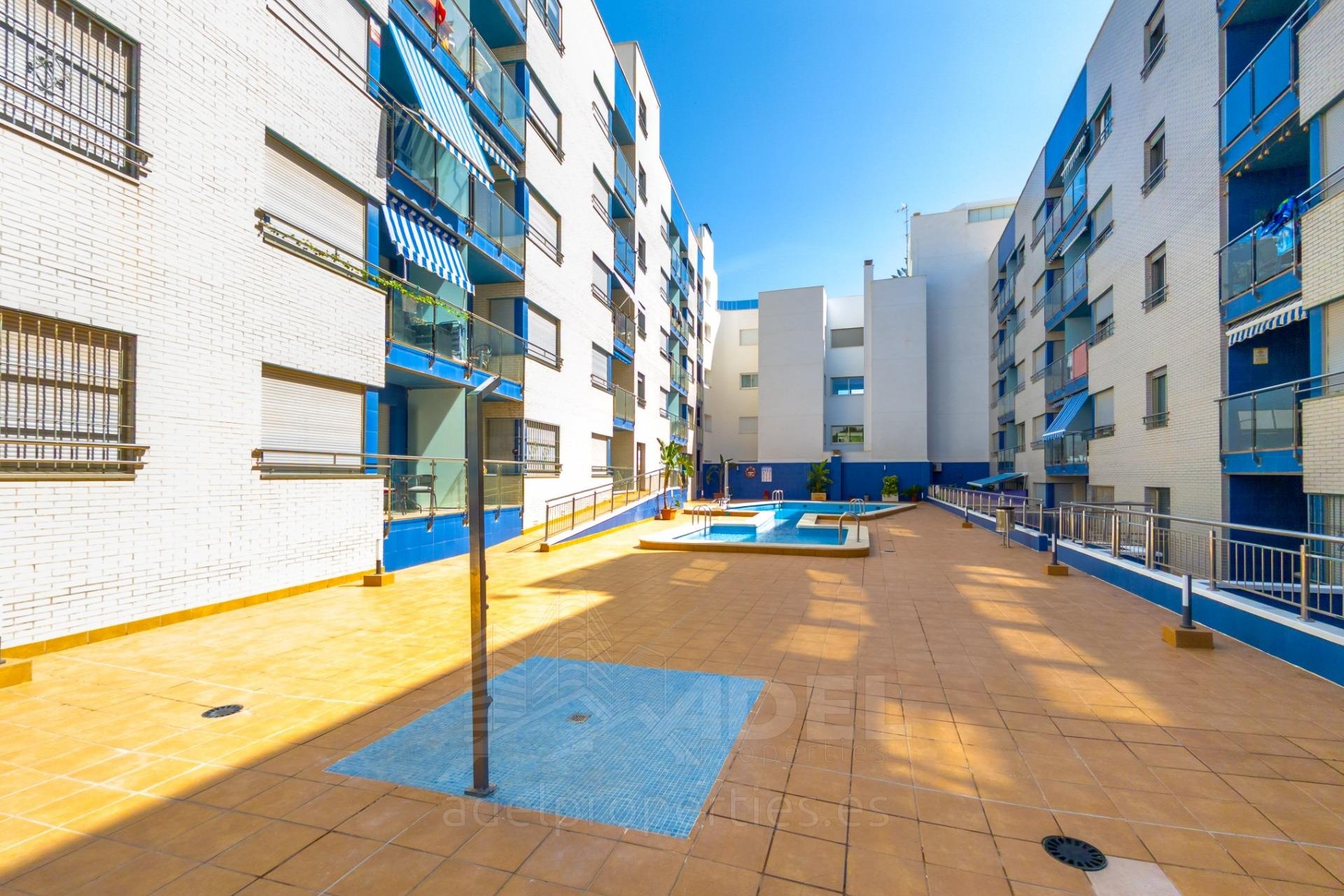 Revente - Appartement -
Torrevieja - Playa de los Locos