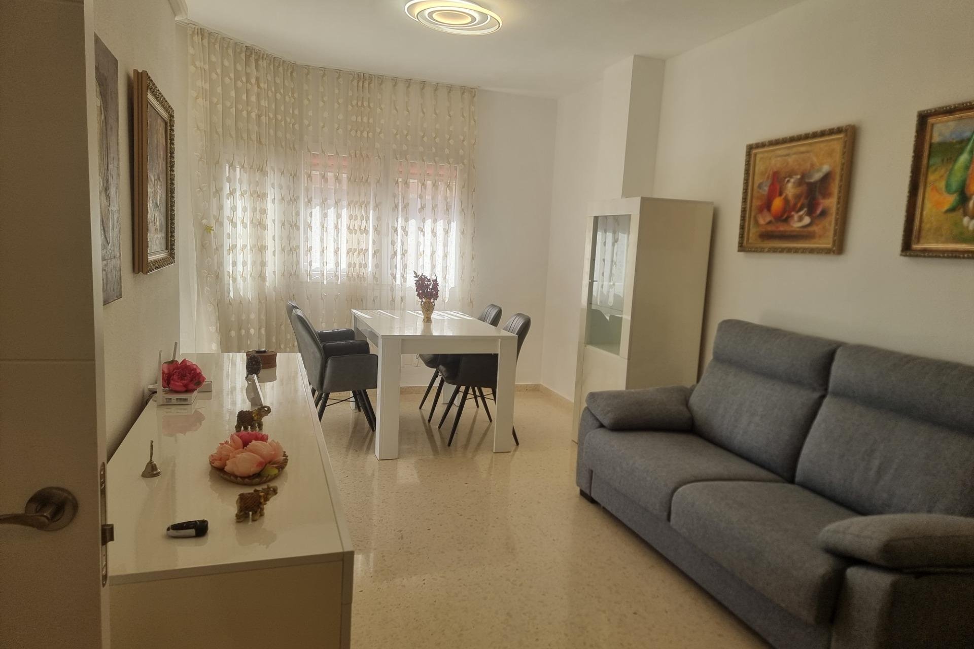 Revente - Appartement -
Torrevieja - Playa de los Locos