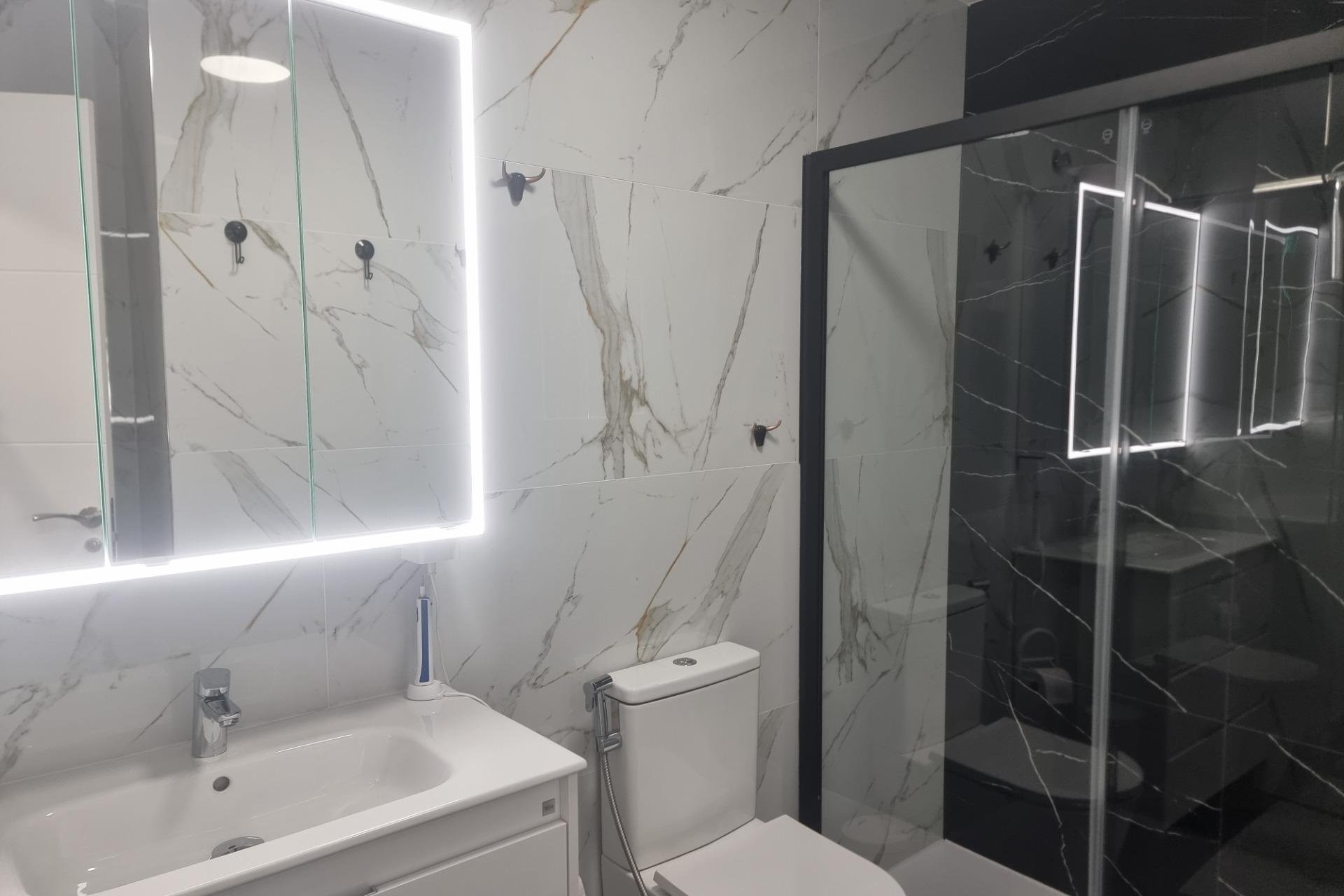 Revente - Appartement -
Torrevieja - Playa de los Locos