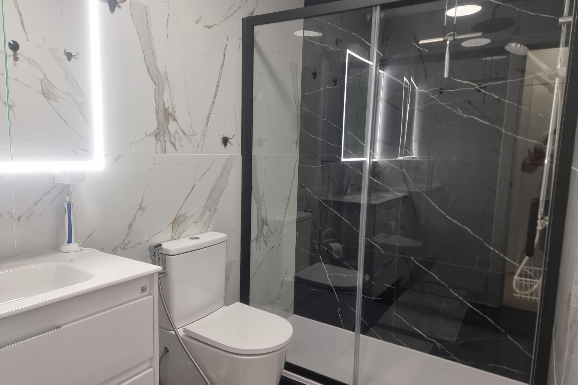 Revente - Appartement -
Torrevieja - Playa de los Locos
