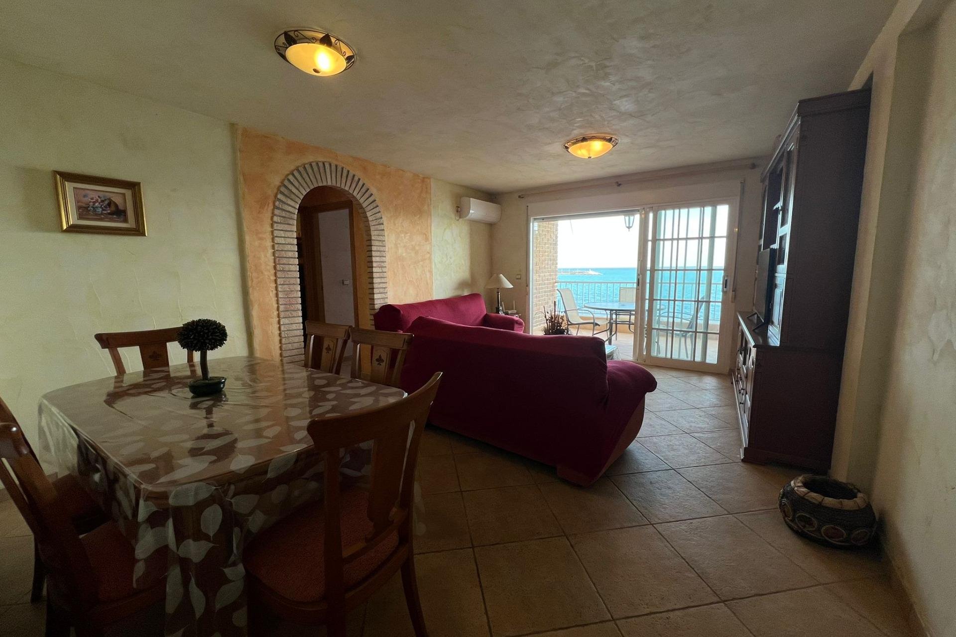 Revente - Appartement -
Torrevieja - Playa De Los Naufragos