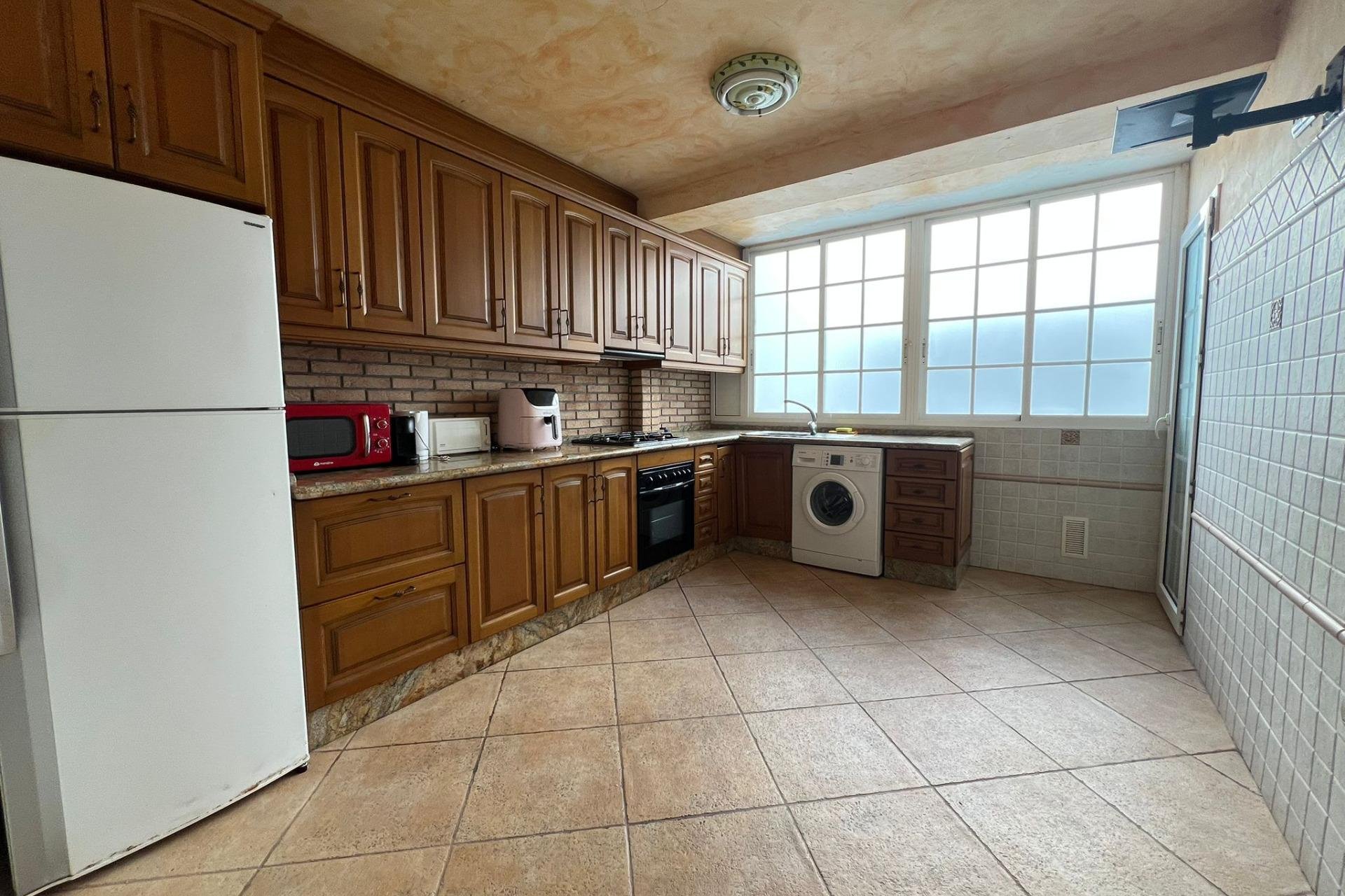 Revente - Appartement -
Torrevieja - Playa De Los Naufragos