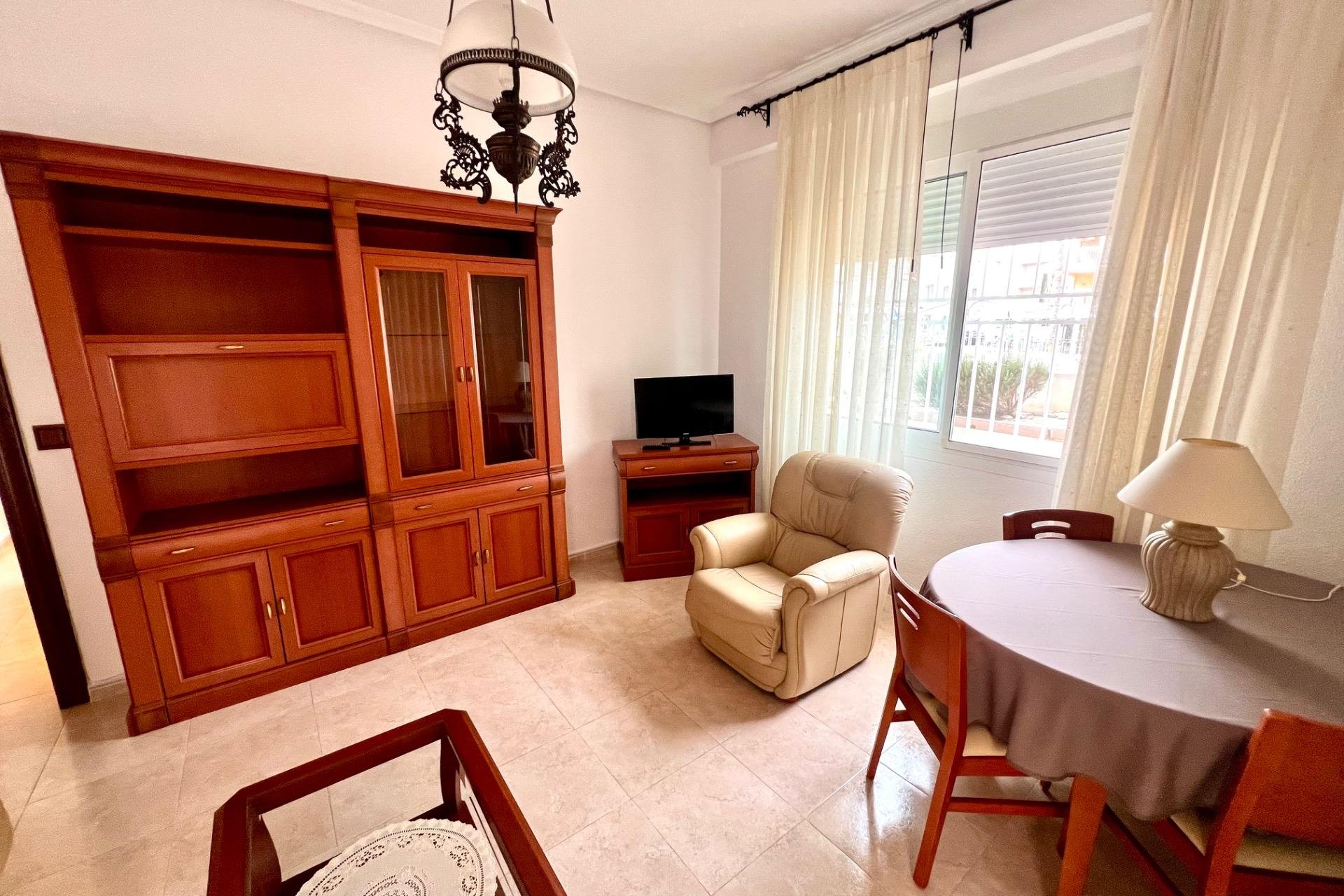 Revente - Appartement -
Torrevieja - Playa De Los Naufragos