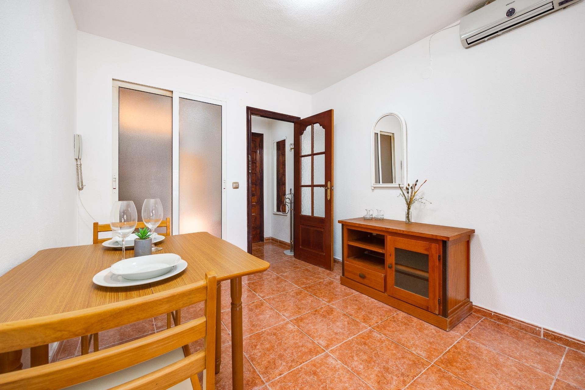 Revente - Appartement -
Torrevieja - Playa De Los Naufragos
