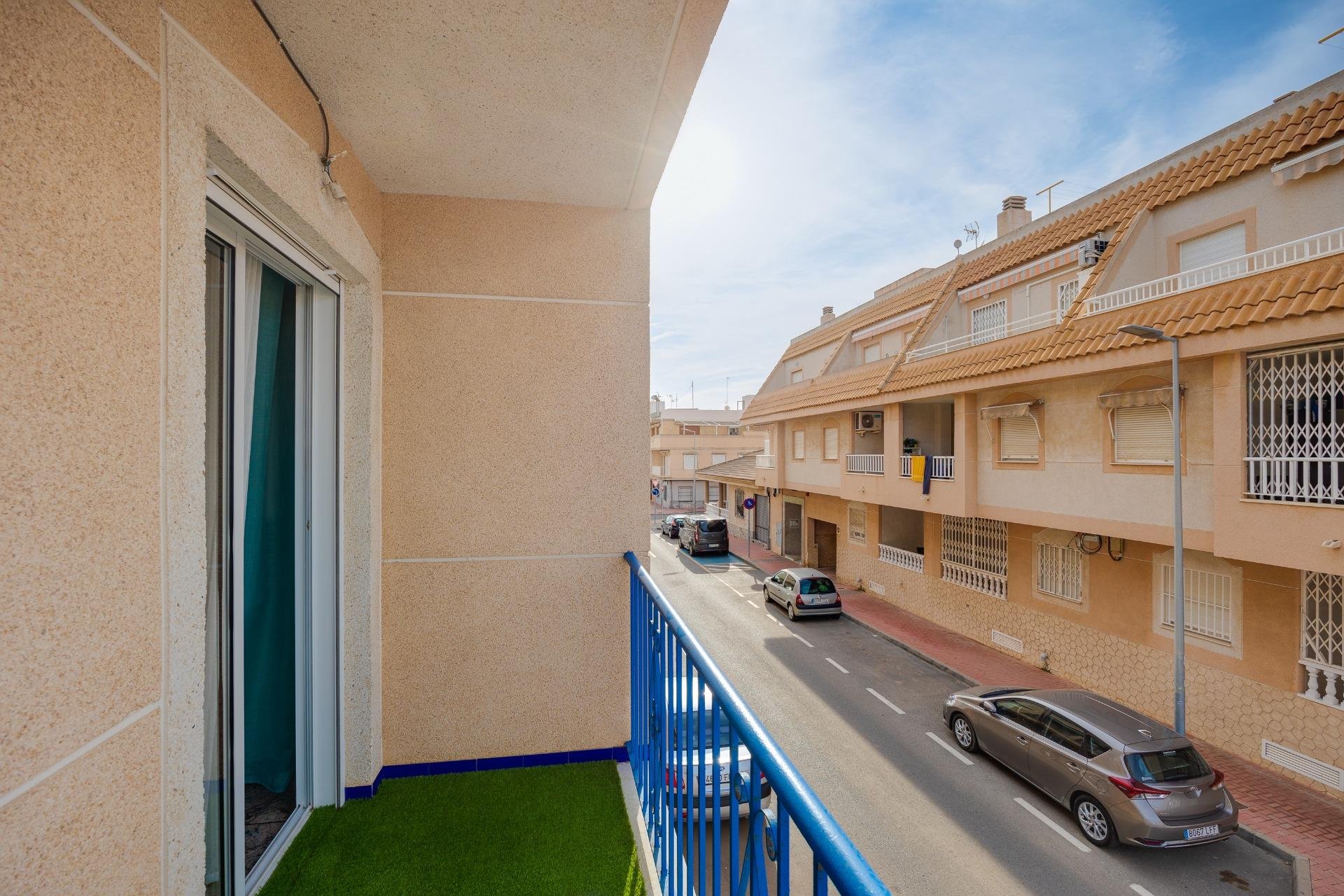Revente - Appartement -
Torrevieja - Playa De Los Naufragos