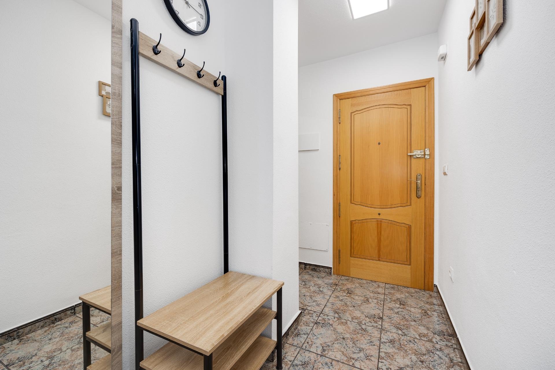 Revente - Appartement -
Torrevieja - Playa De Los Naufragos